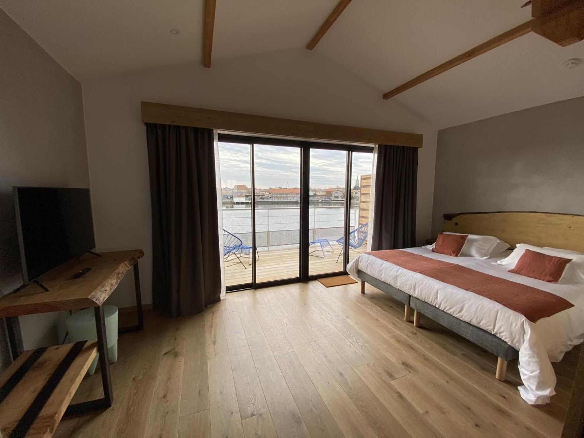 Suite with Private Terrace - First Floor