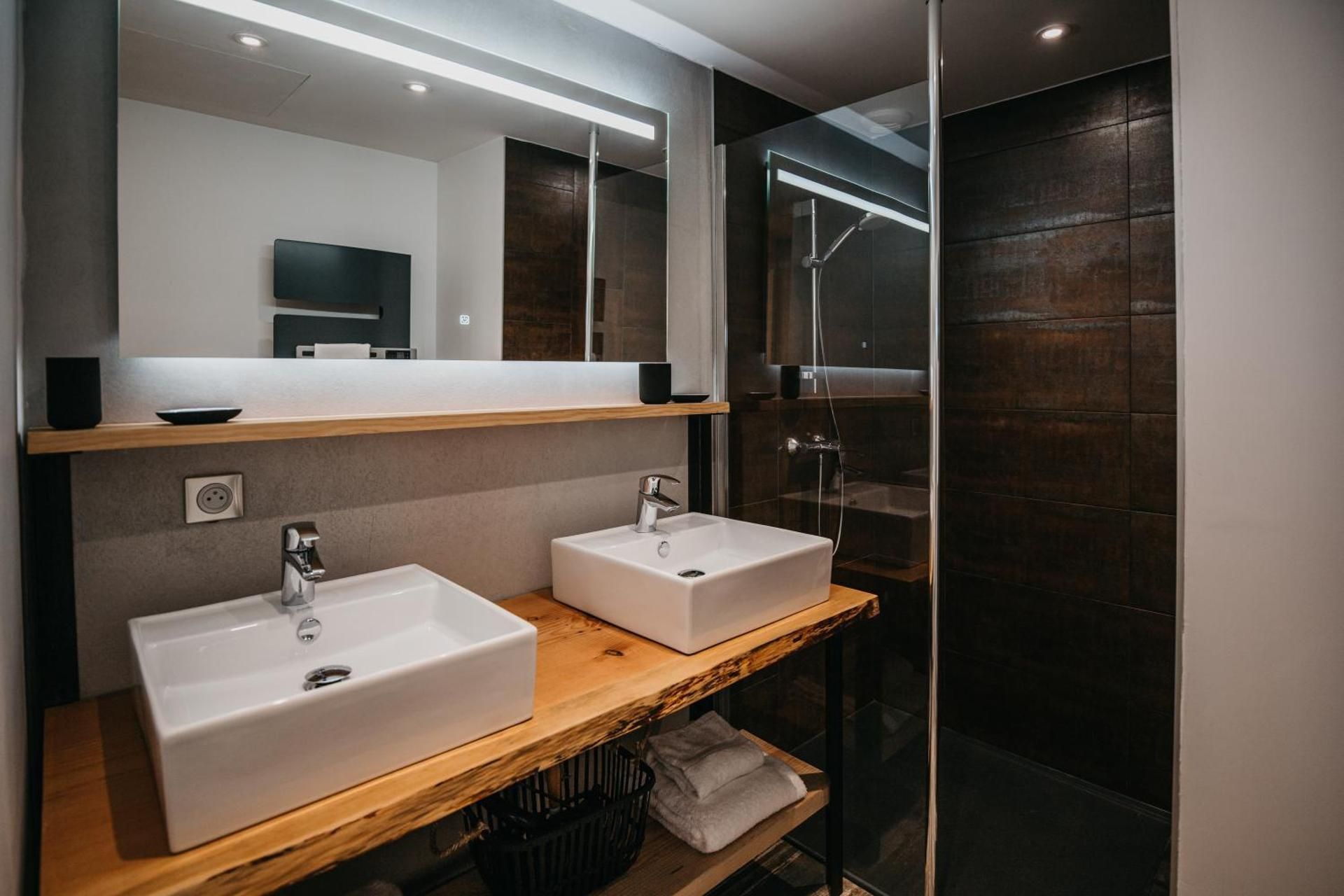 Family Suite with Private Terrace - Ground Floor