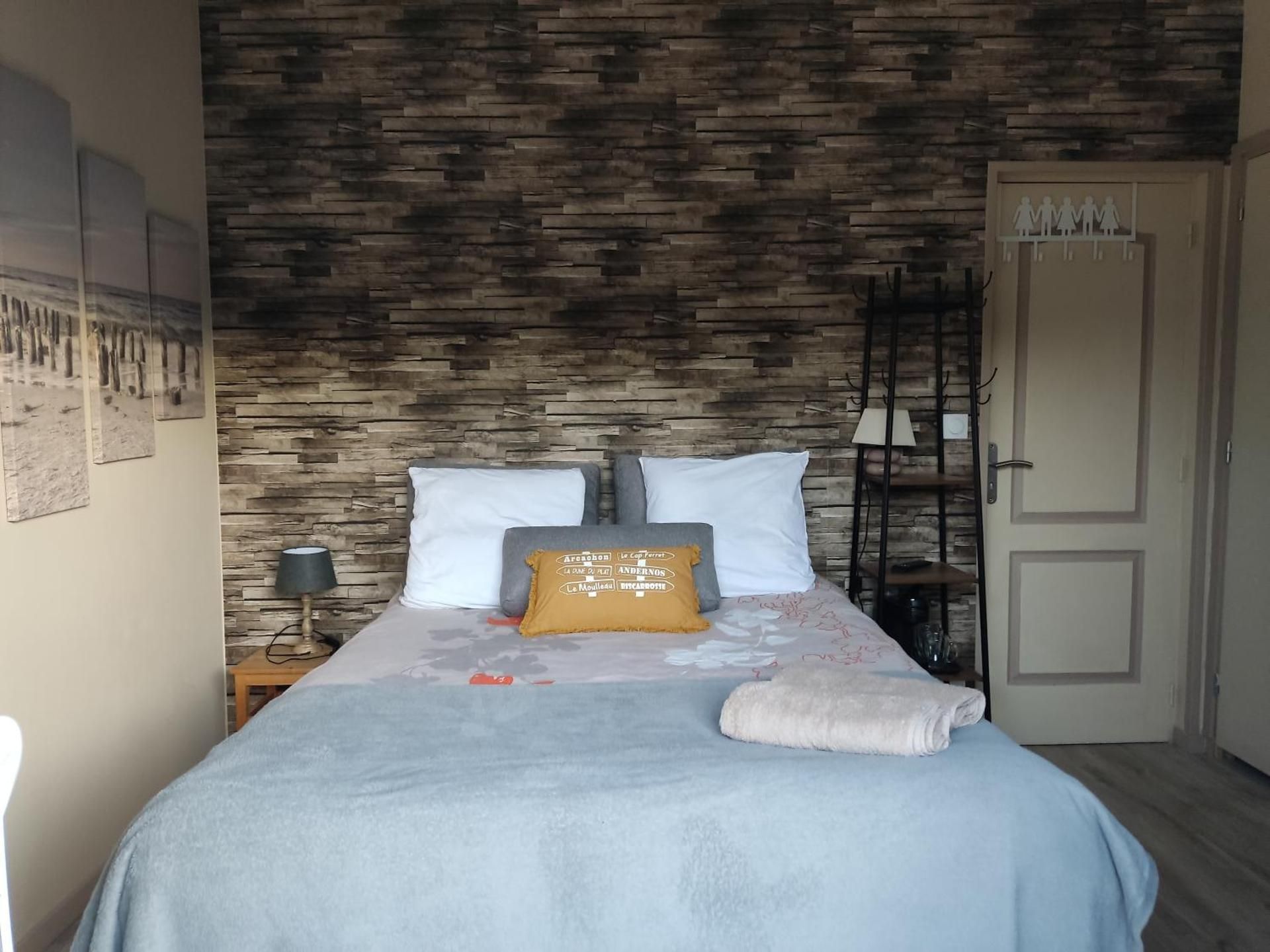 Double Room with Private Bathroom