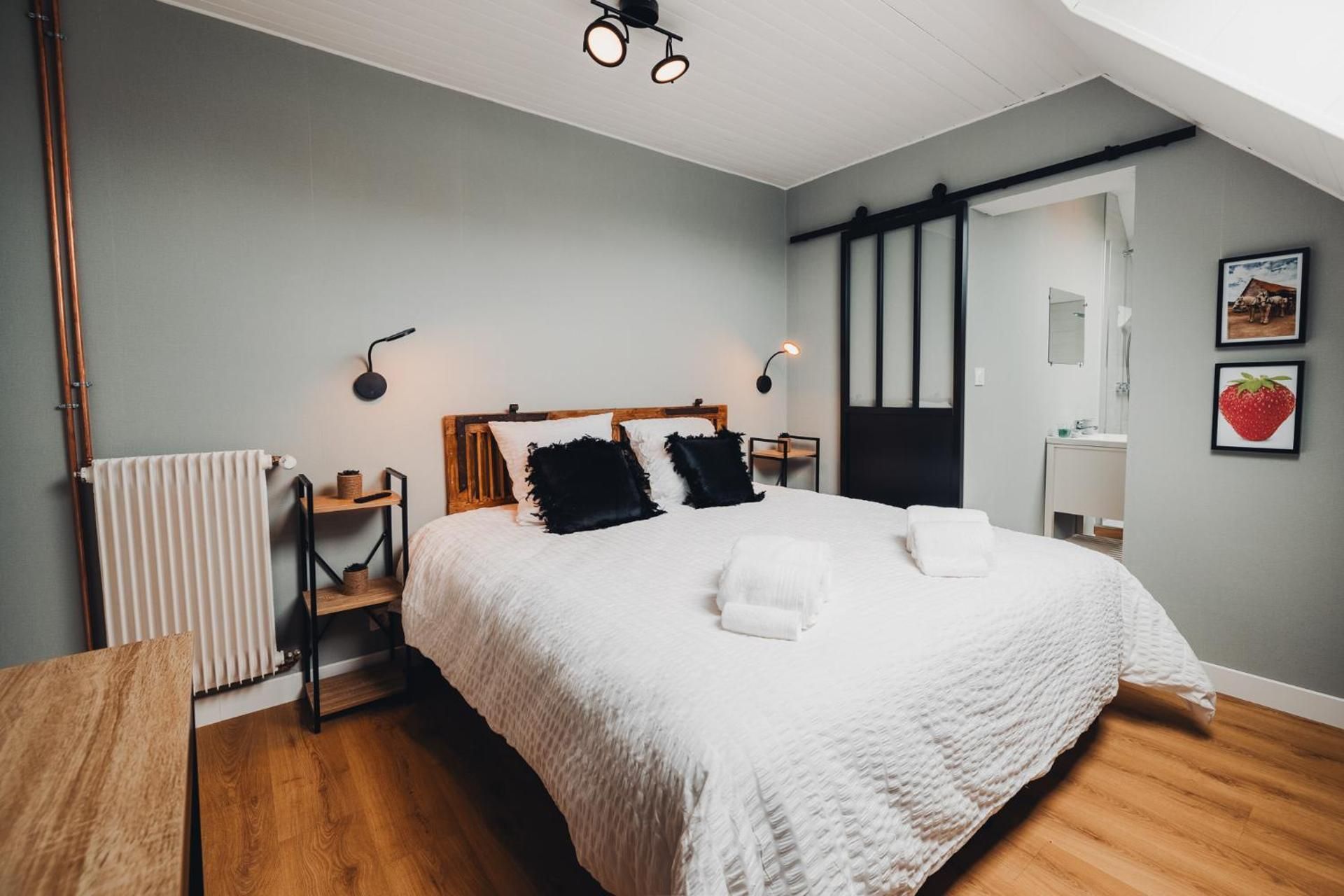 Superior King Room