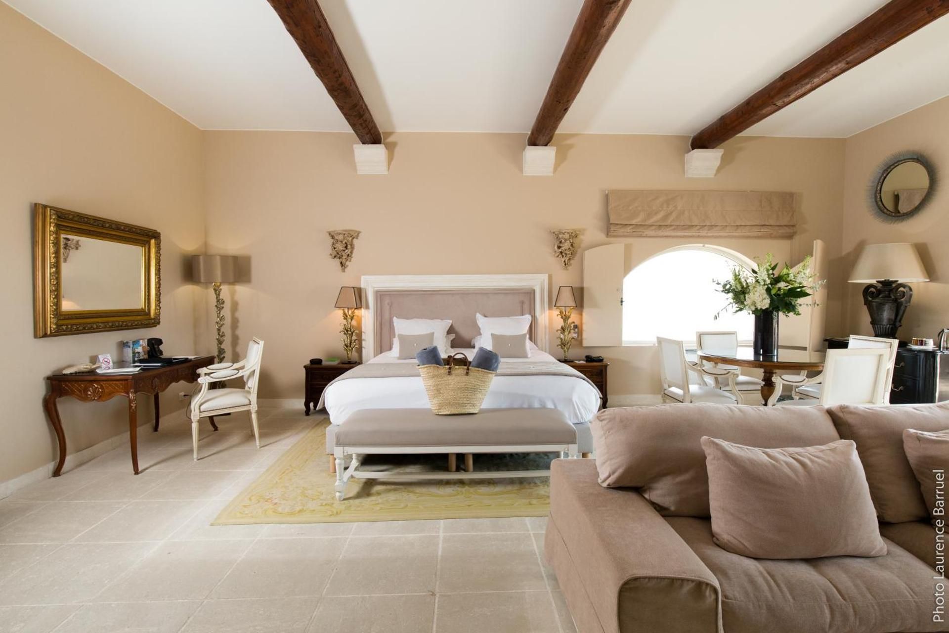 Grand Prestige Suite