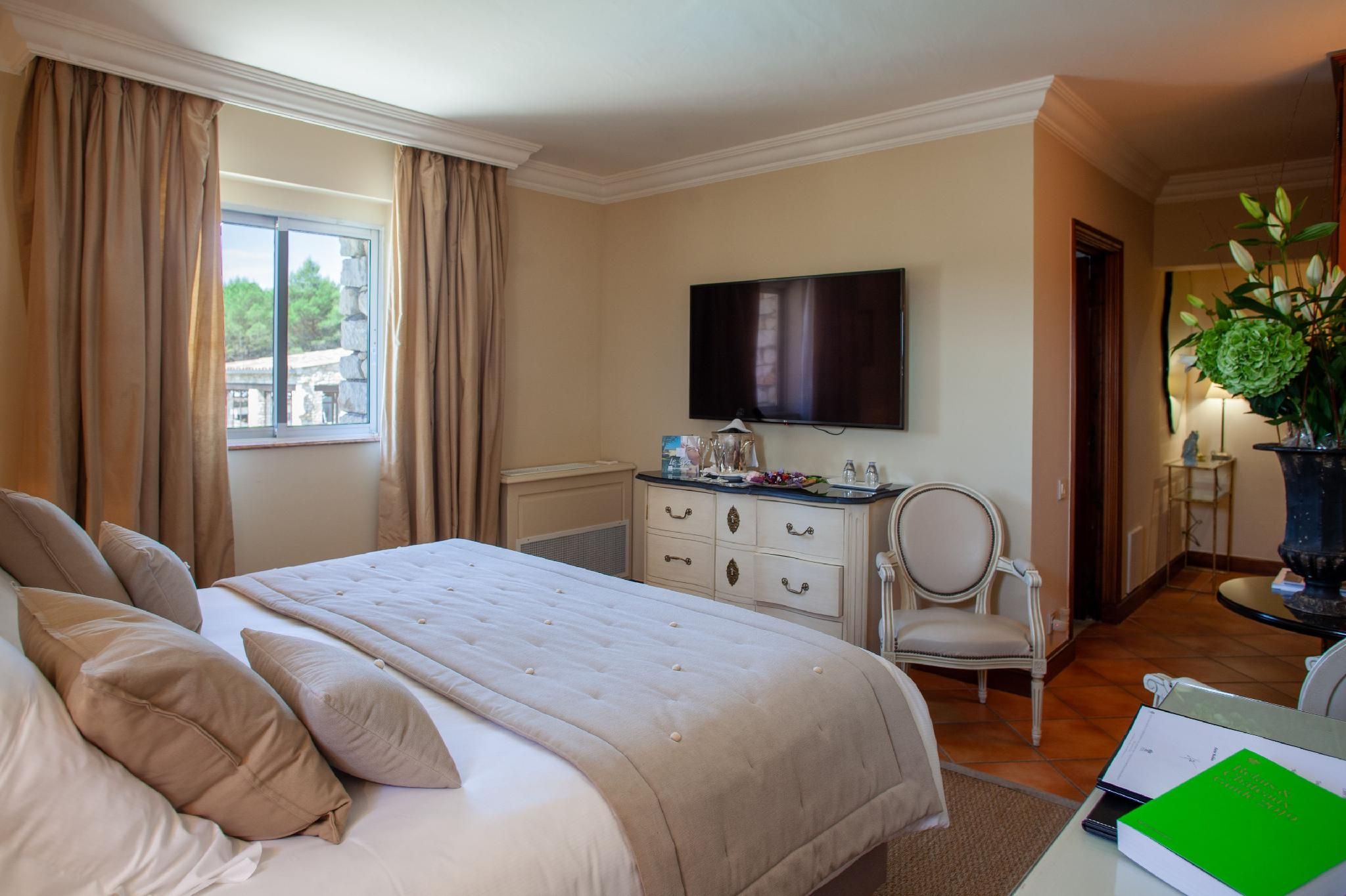 Garrigue Room