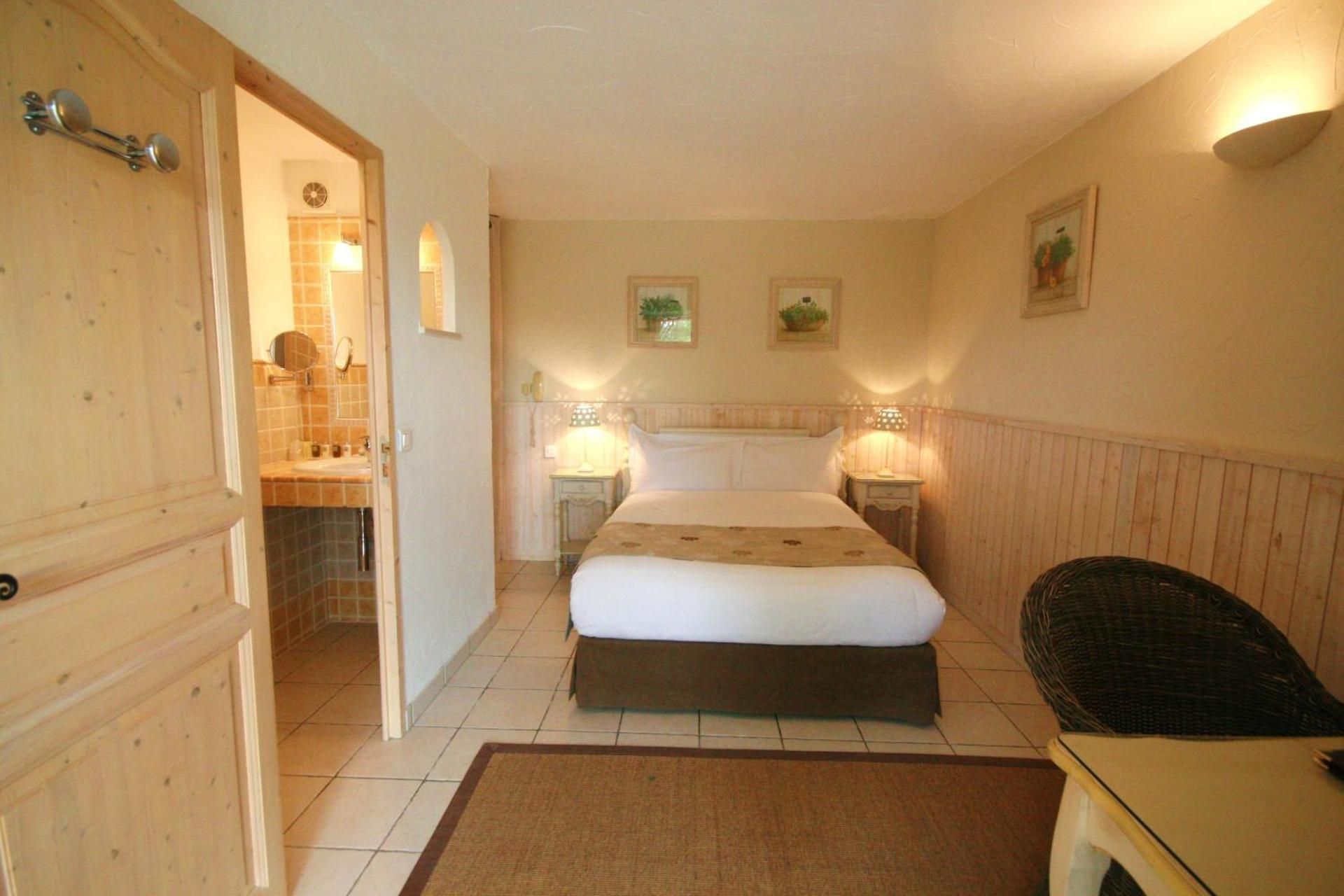 Standard Single Room with Terrace