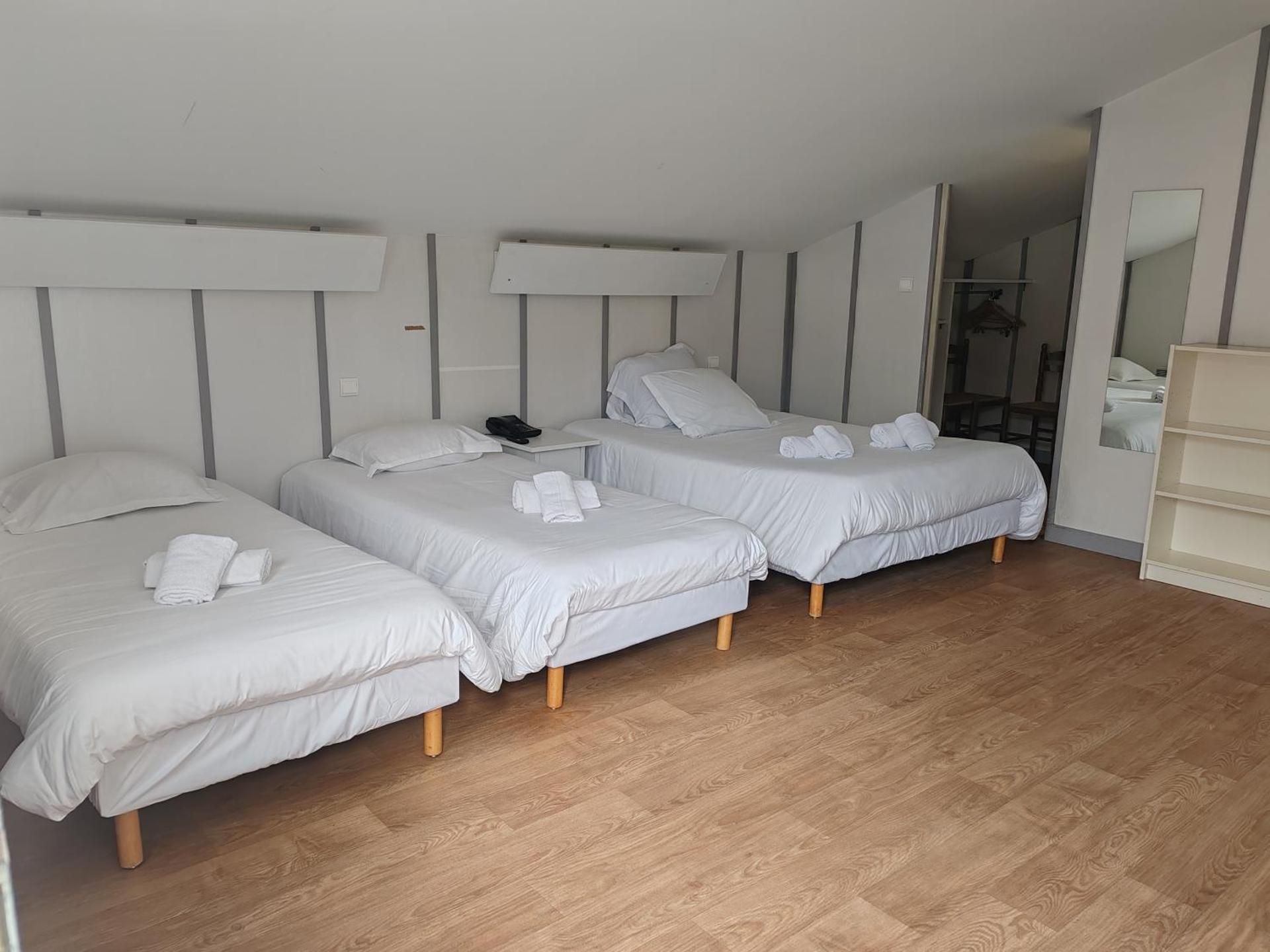 Family Room (5 Adults)