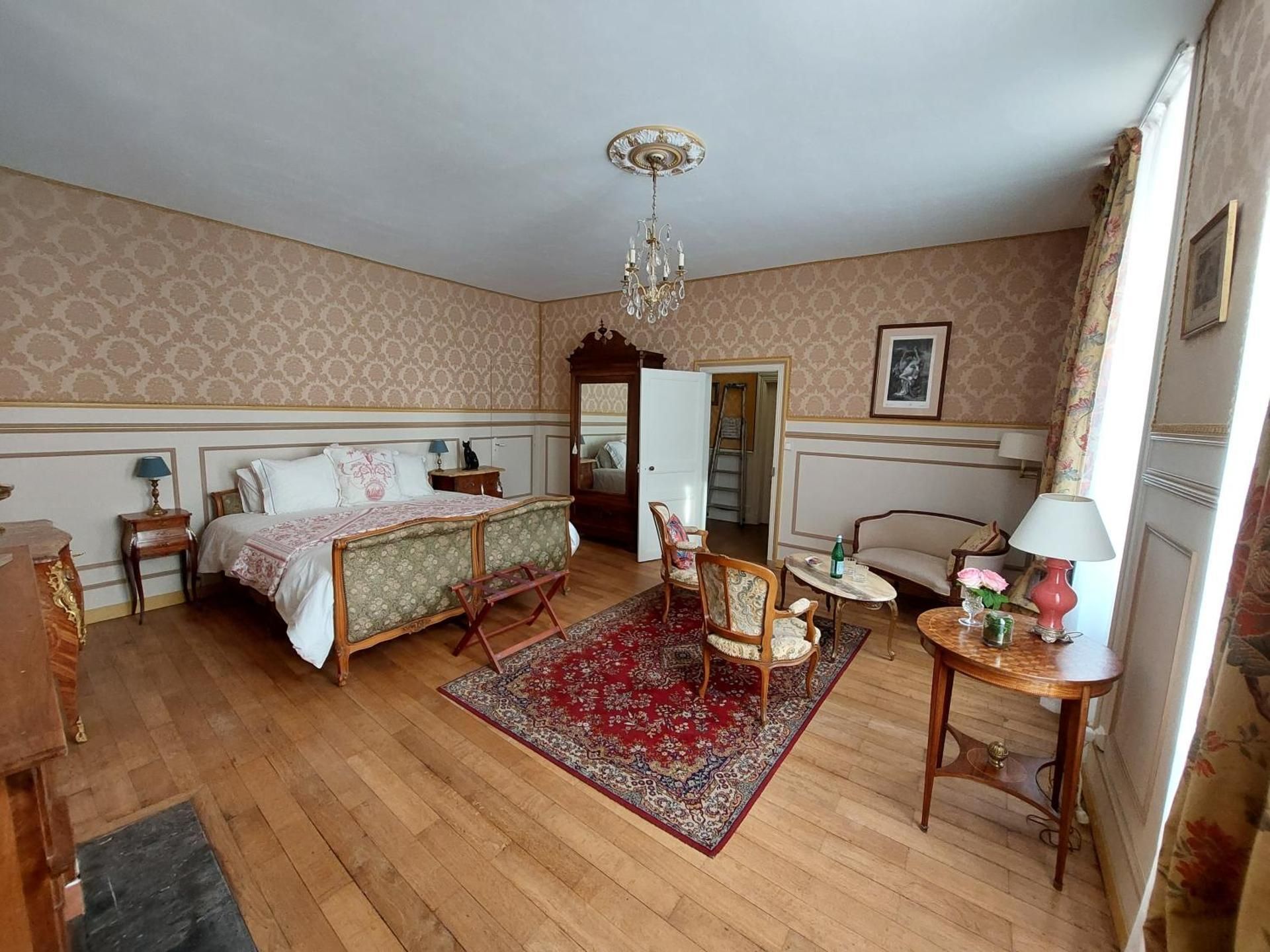 Double Room with Private Bathroom