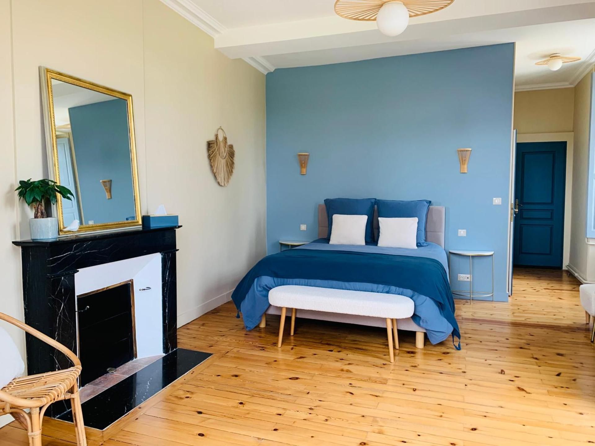 Double Room with Private Bathroom