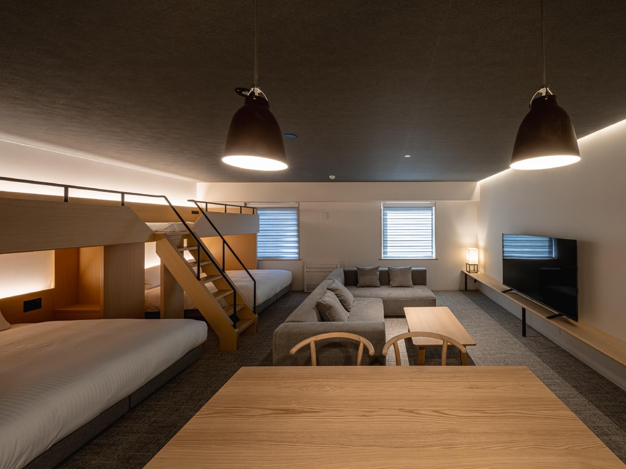 Family Suite - Non-Smoking