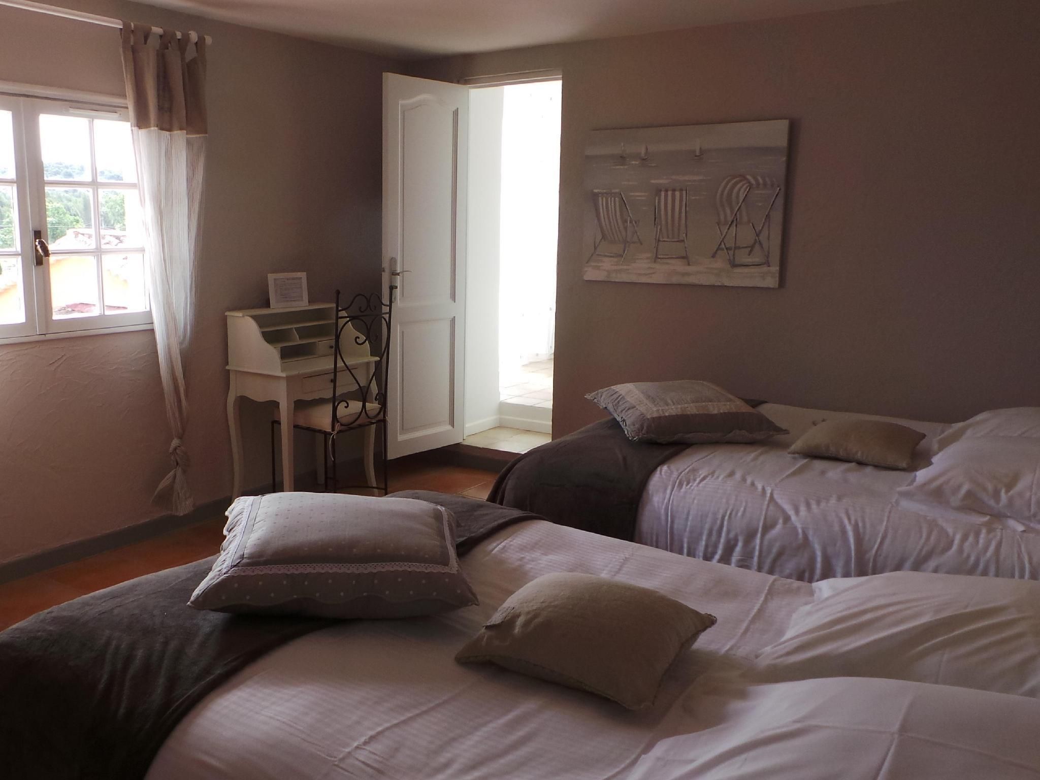 Quad room-Family-Private Bathroom-Pool View-Donum Dei
