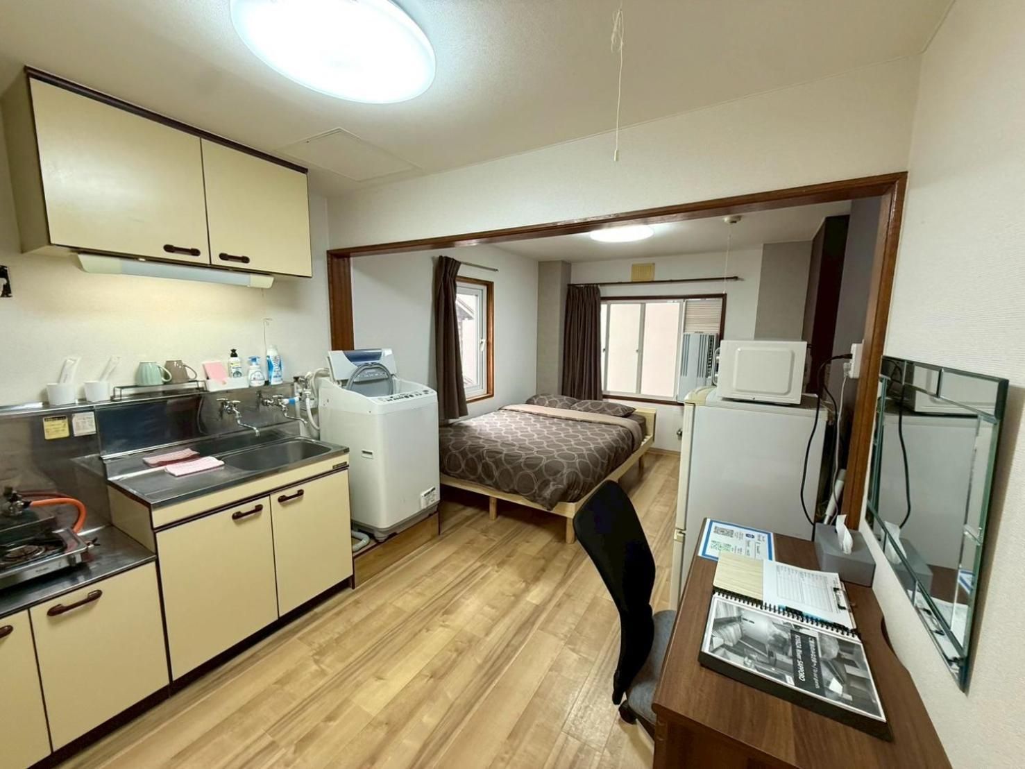 Double Room C - Non-Smoking