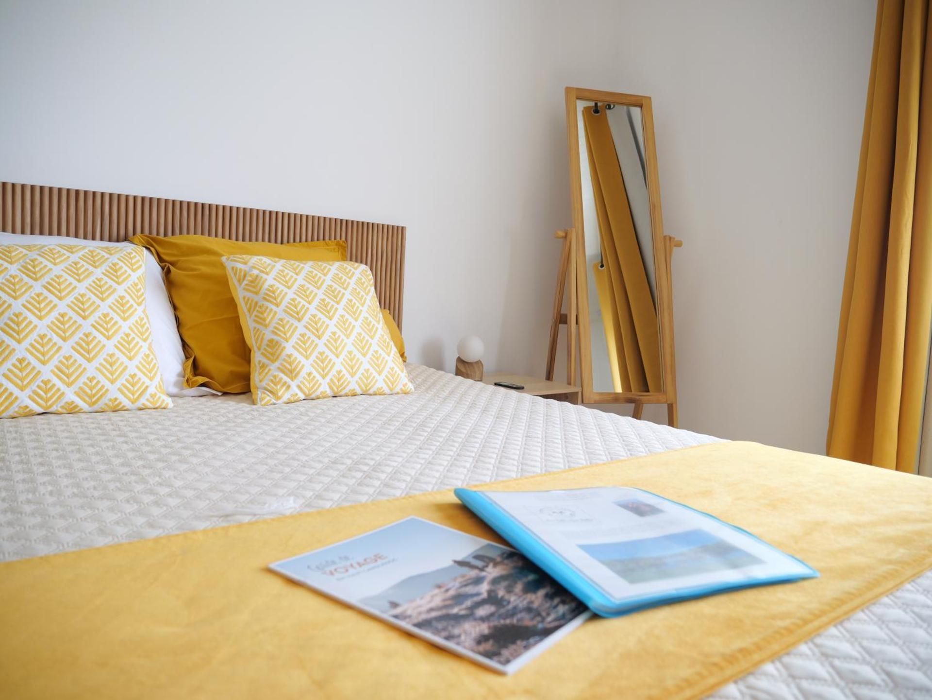 Triple Room with Garden View
