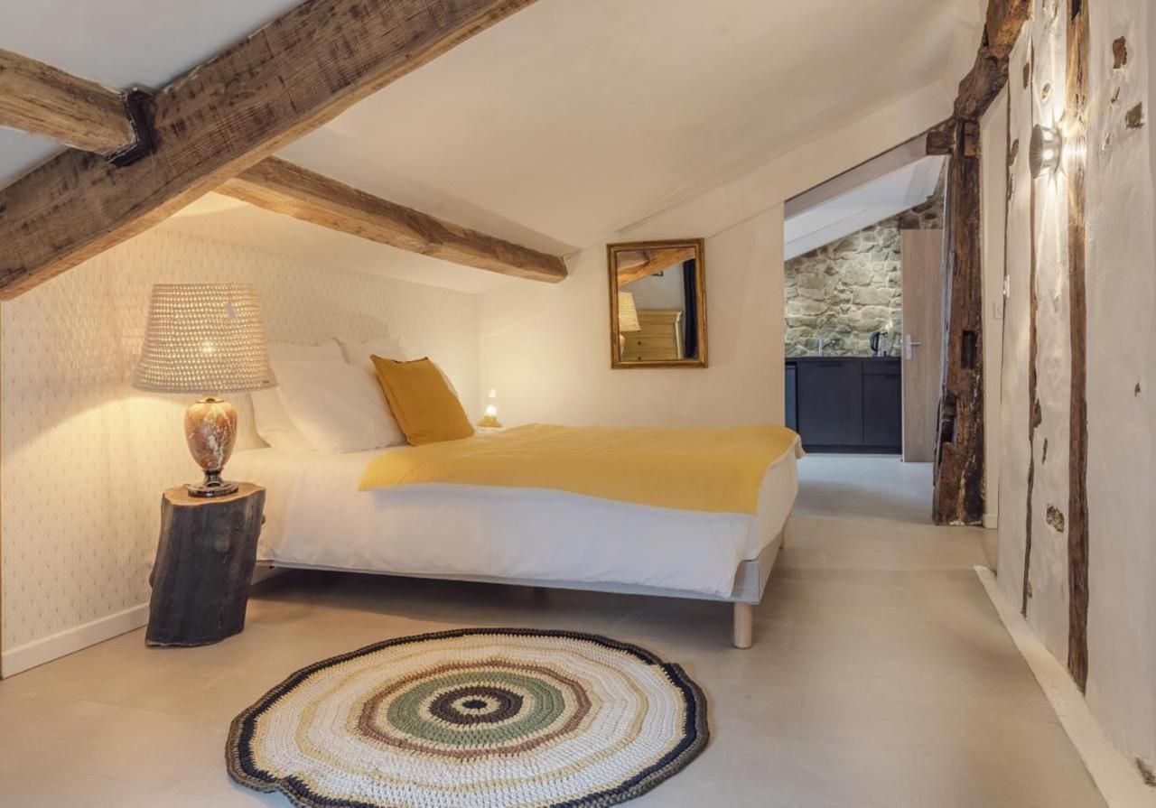 Double Room with Mountain View