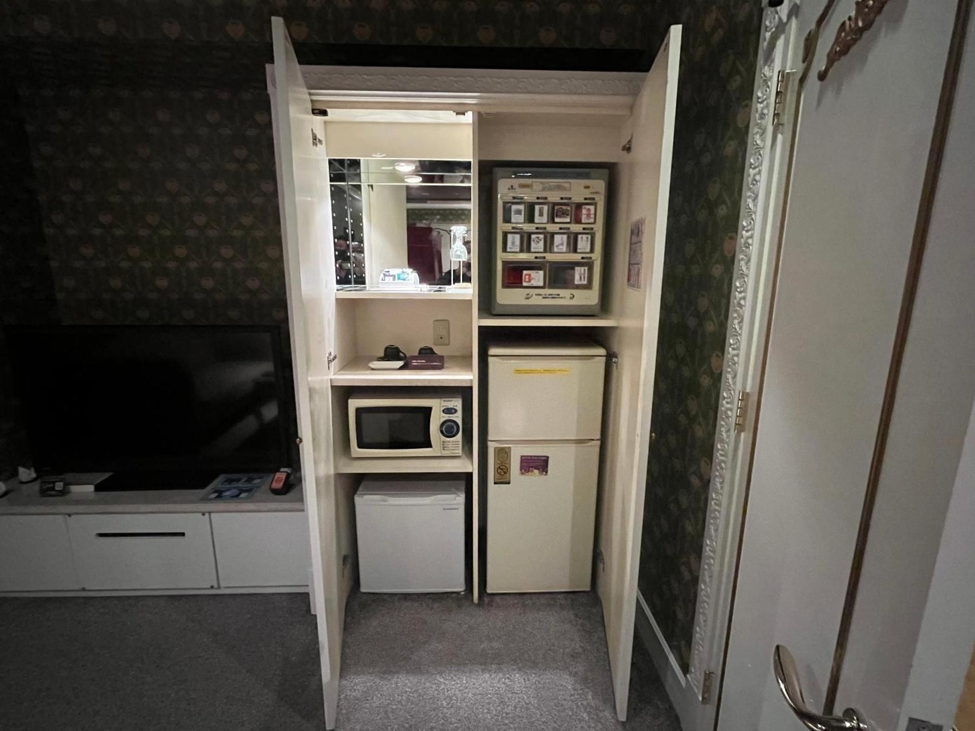 Double Room B - Smoking
