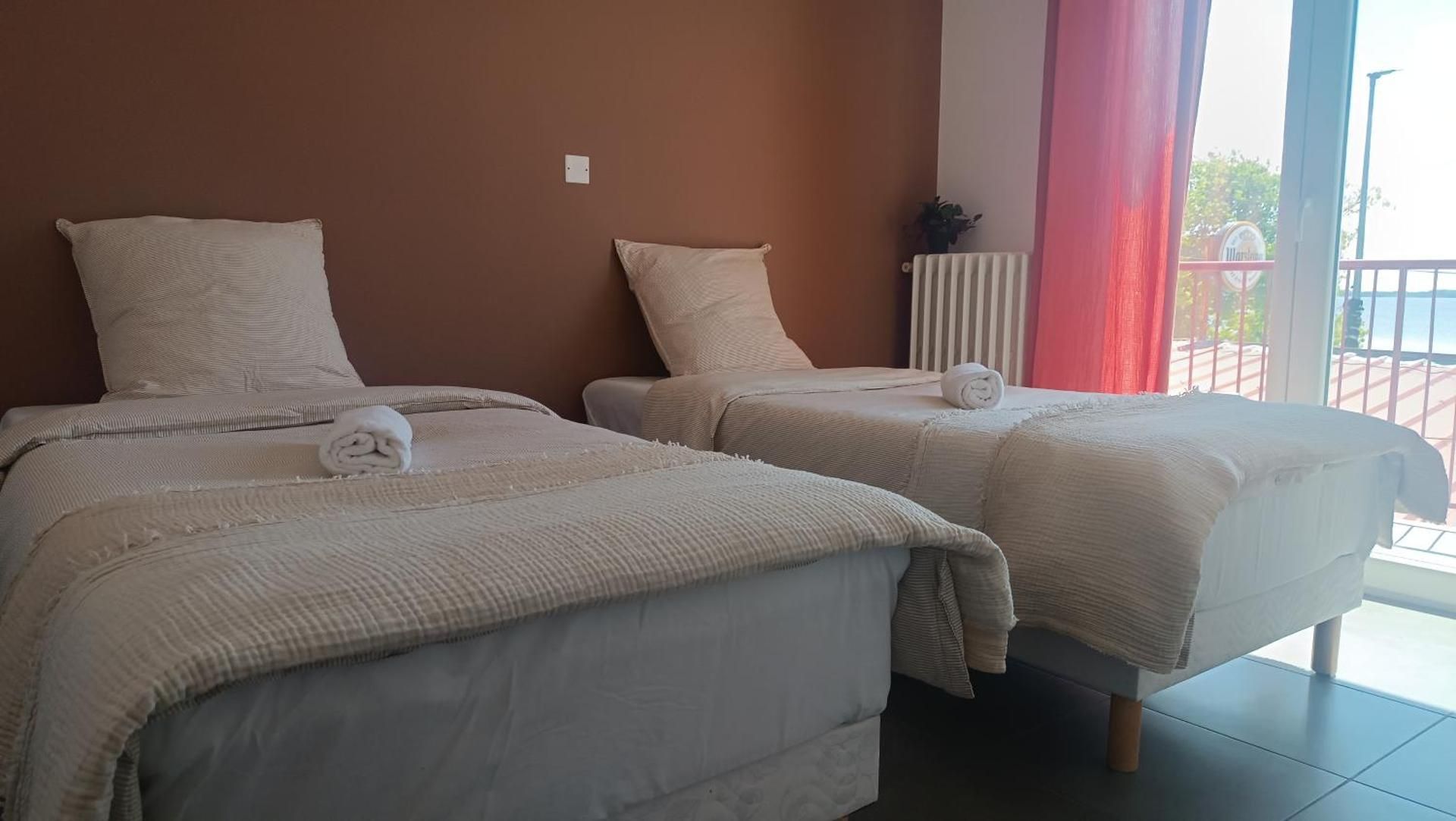 Twin Room with Lake View