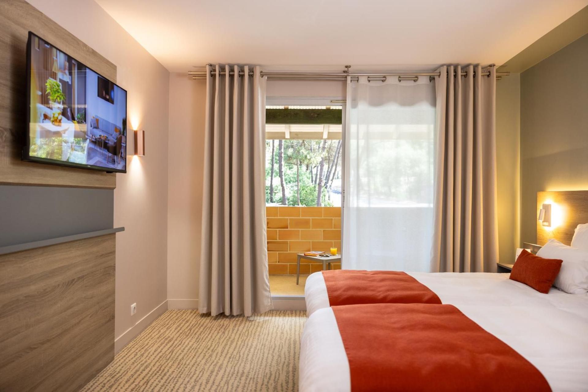 Double Room with Pool View