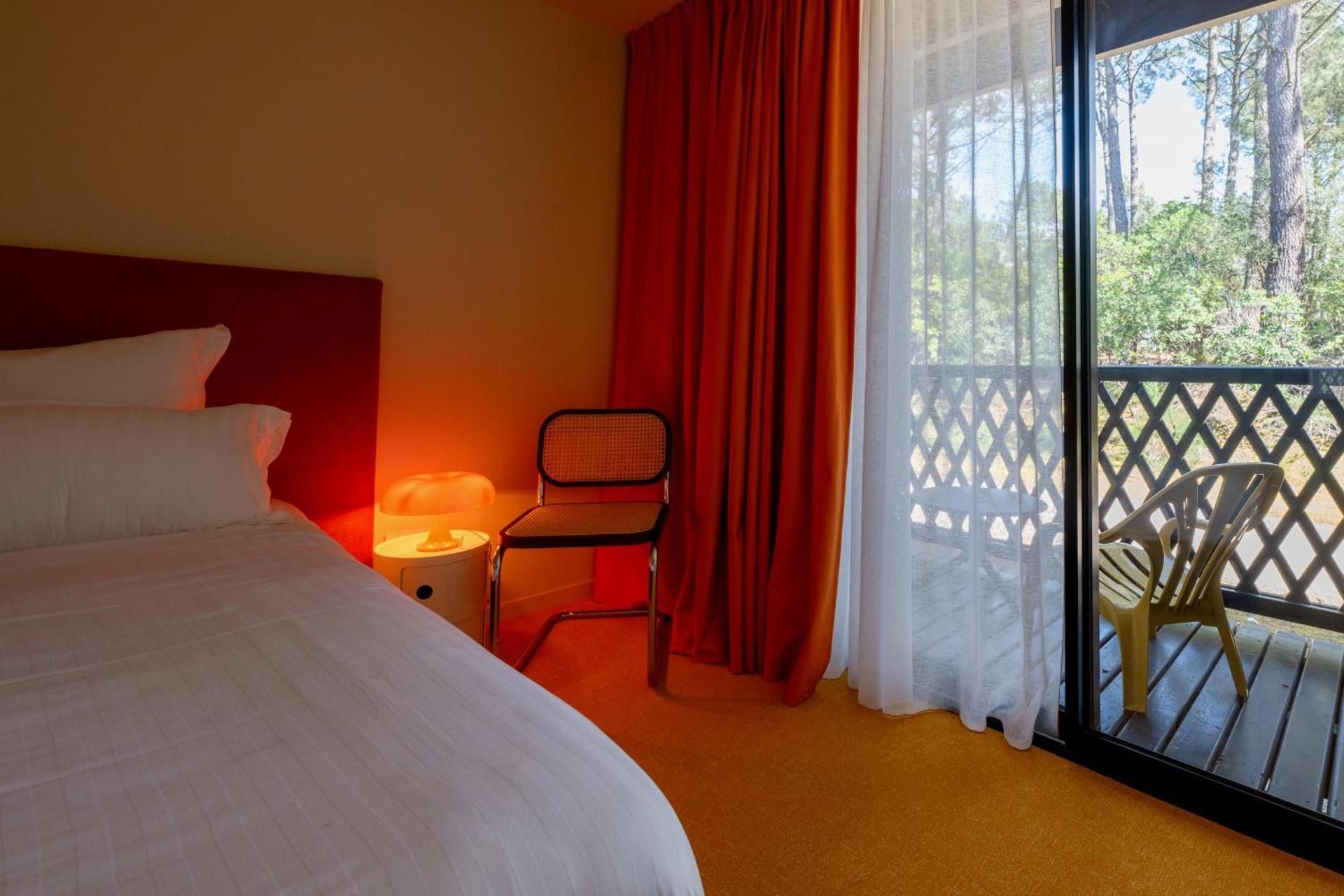 Standard Double Room with Forest View