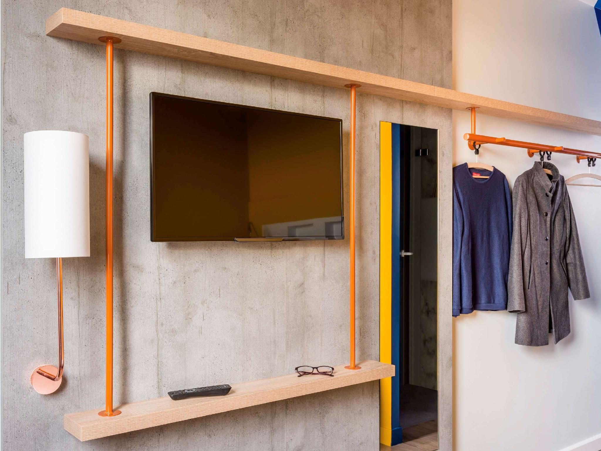 ibis budget Langres DOUBLE - double room with extra bed 3