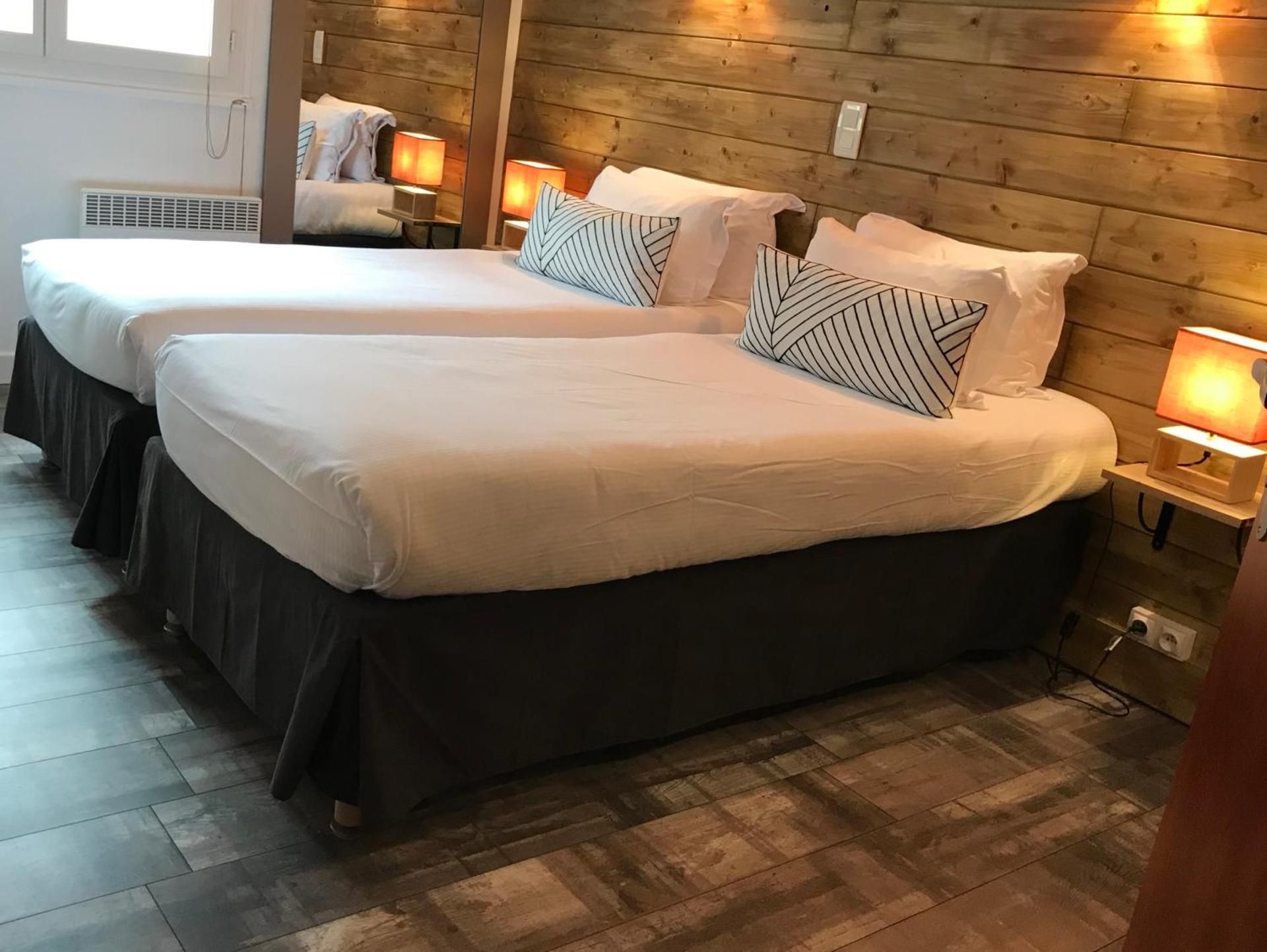 Comfort Twin Room - with Air Conditioning