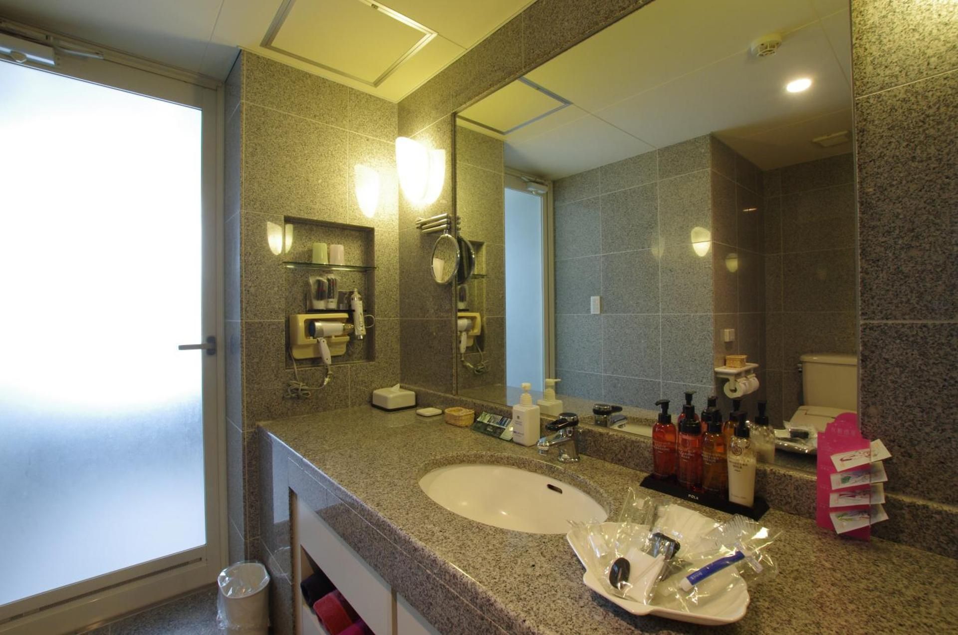 Luxury Double Room - Smoking - 15:00 Check in
