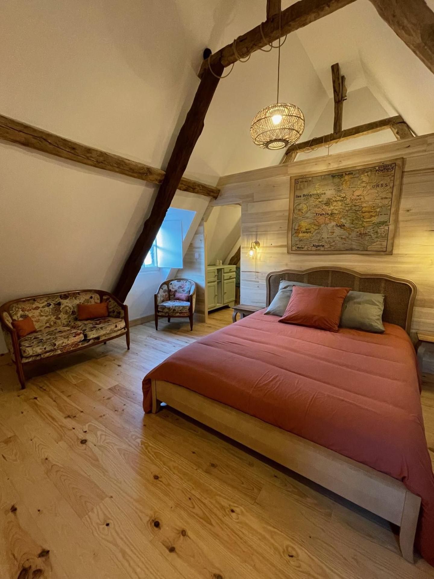 One-Bedroom Apartment with Terrace