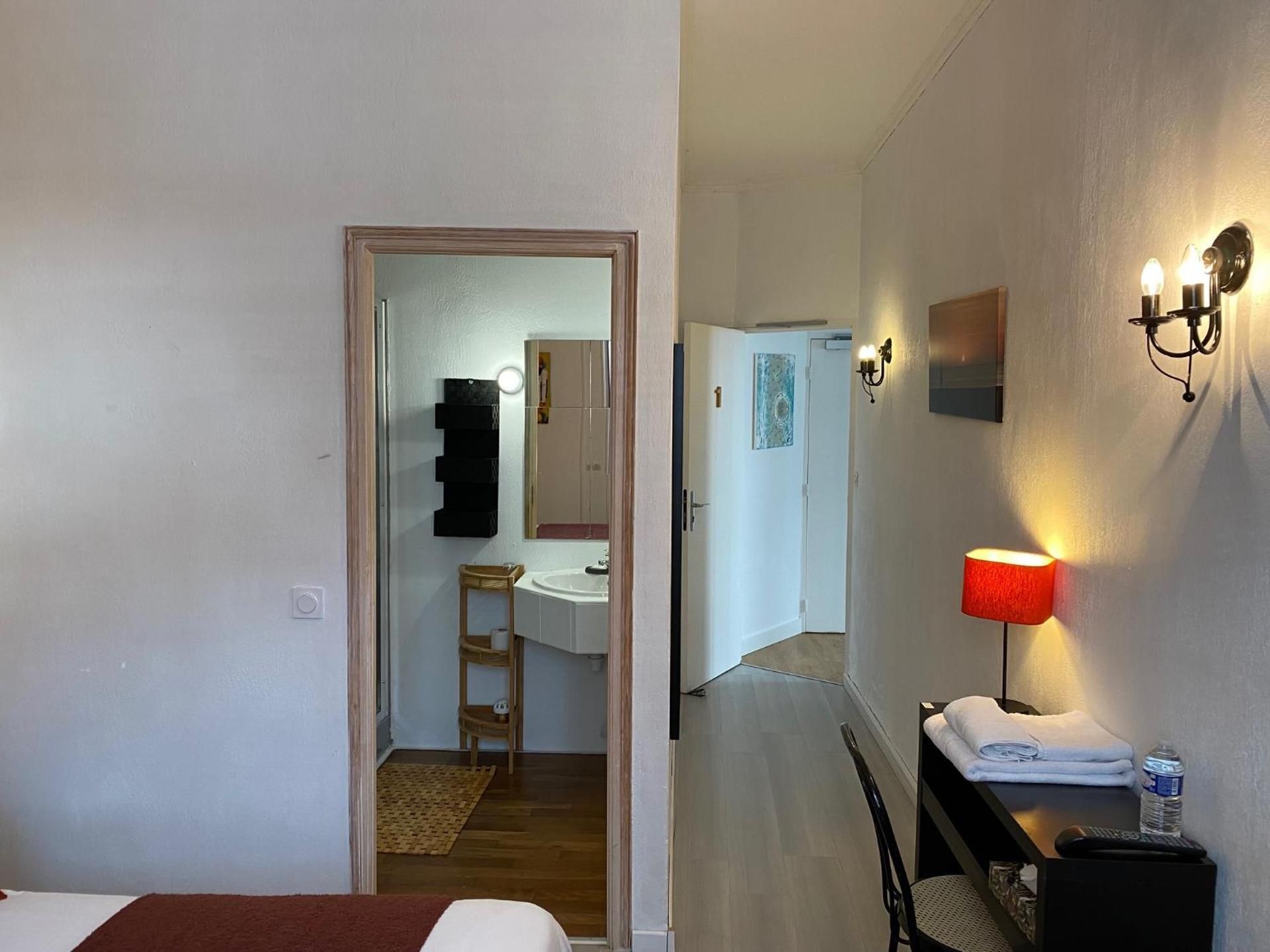Double Room with Shower