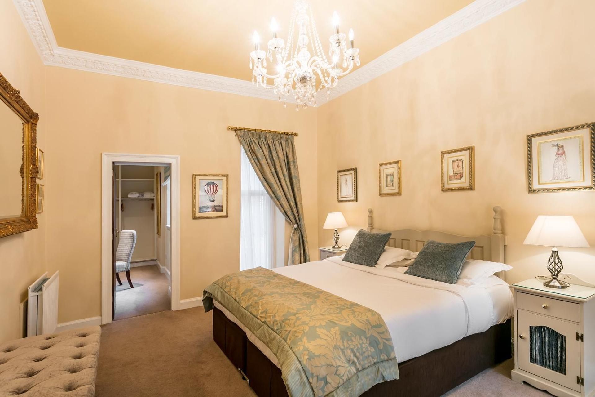 Lodge Suite