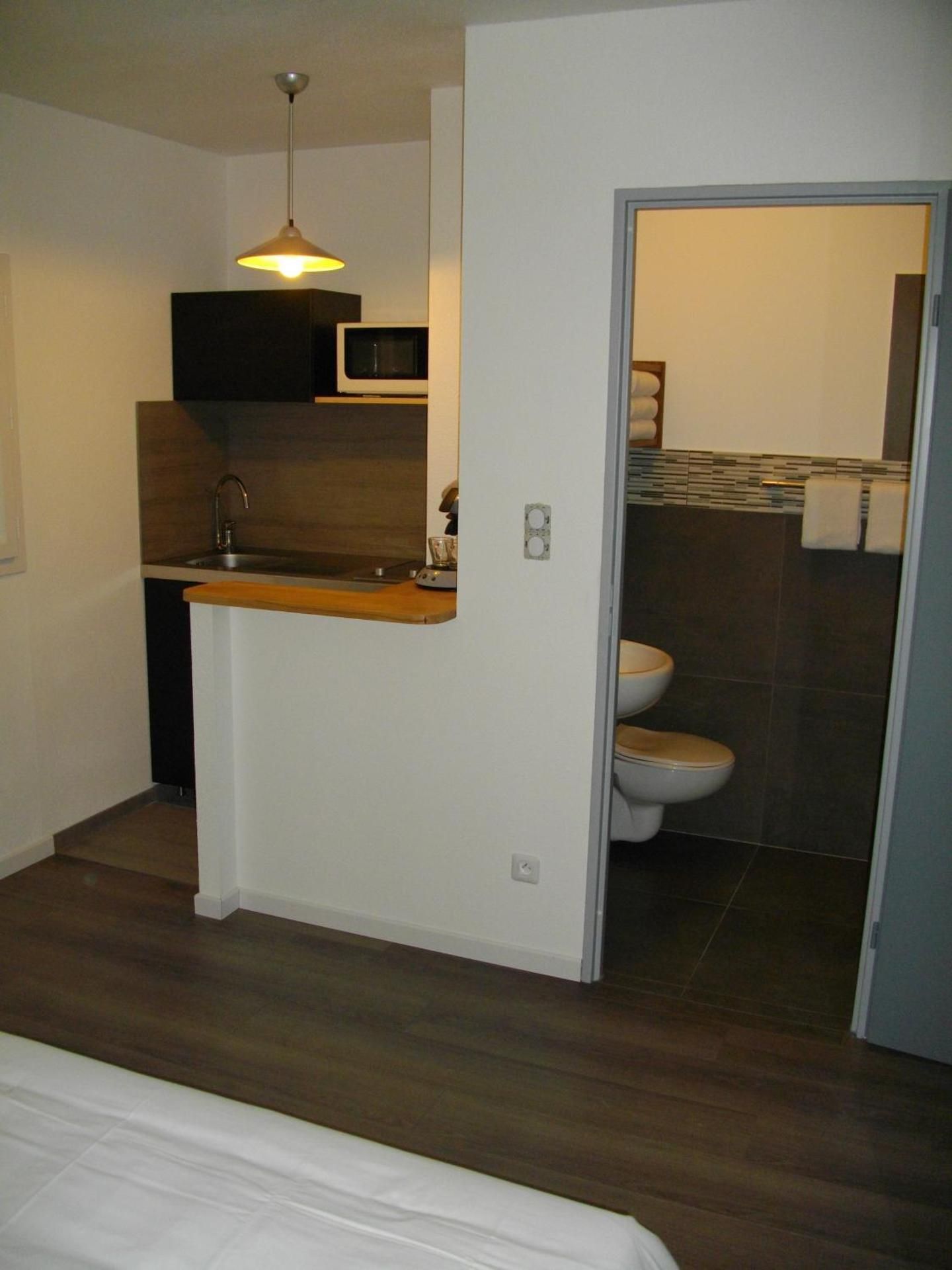 Standard Triple Studio
