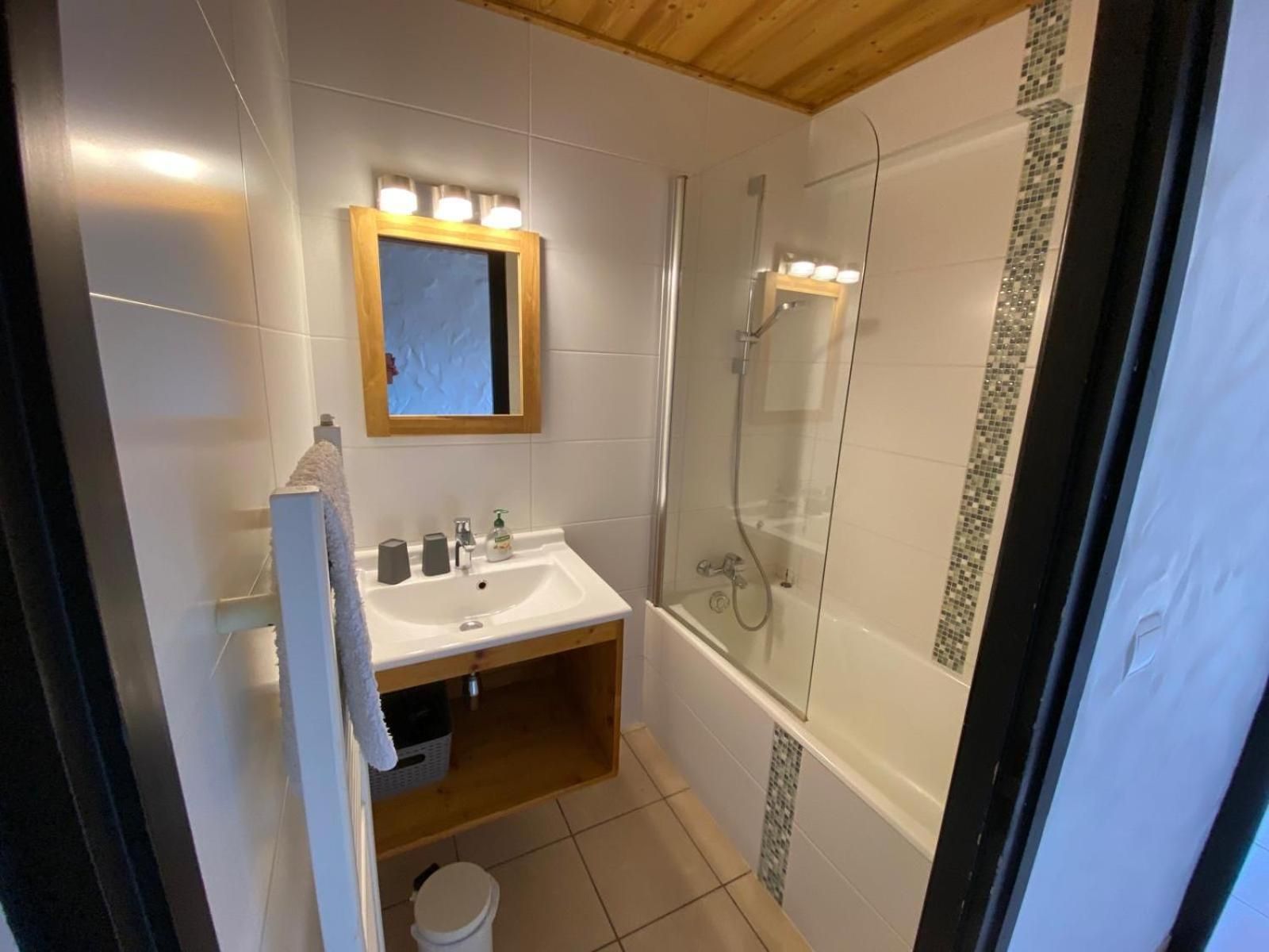 Apartment (5 Adults)