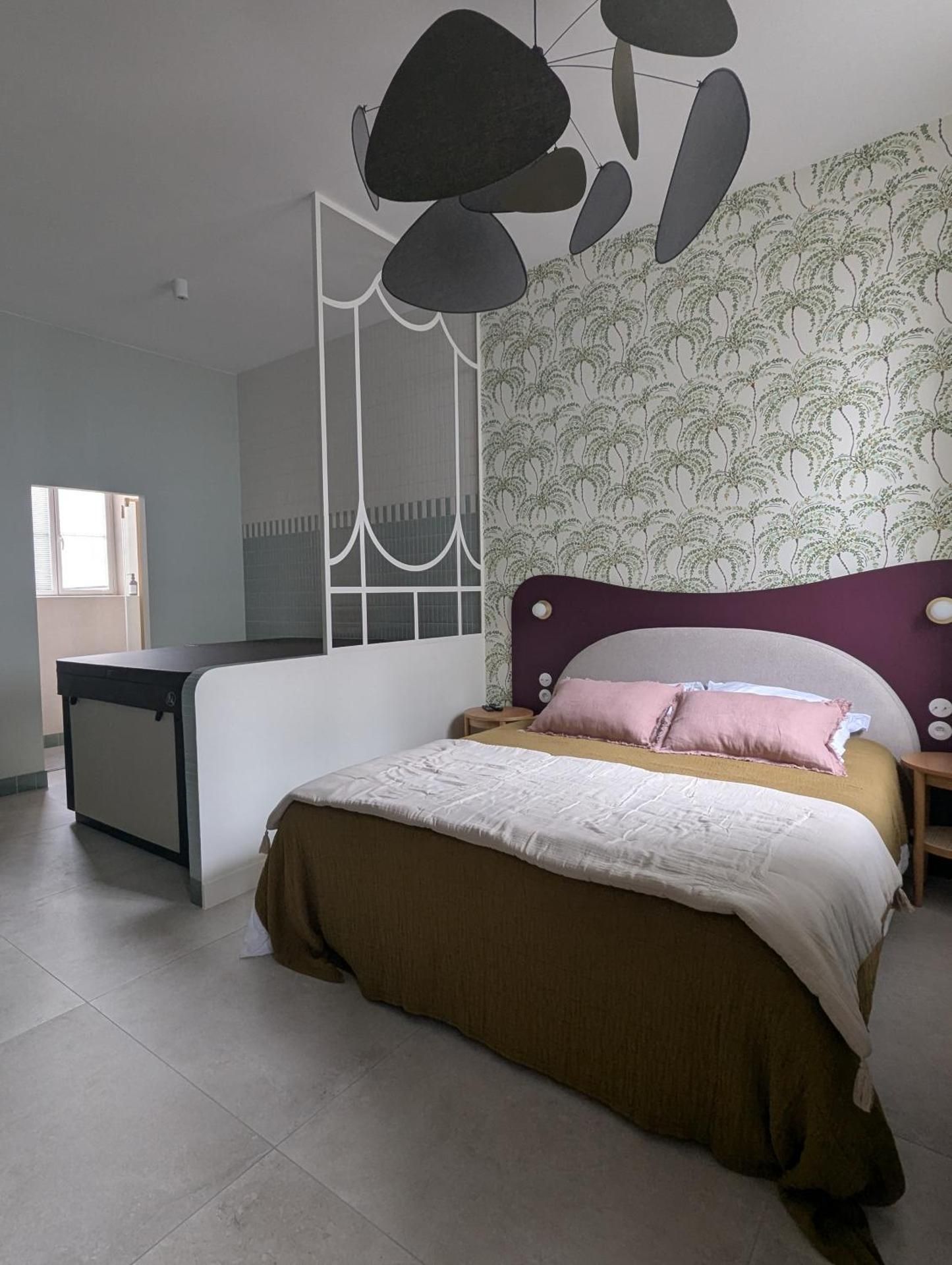 Deluxe Suite with Spa Bath