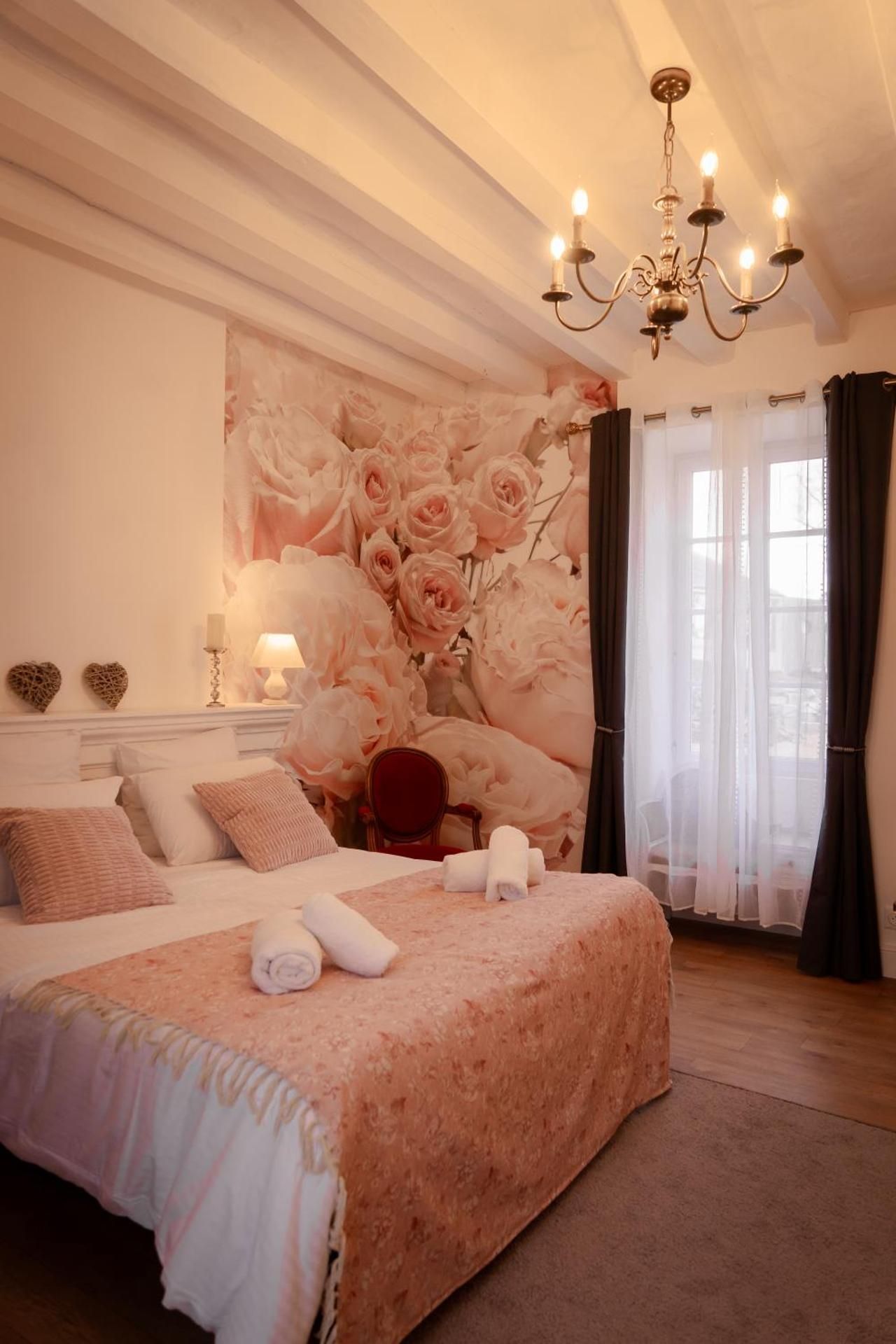 Deluxe King Suite