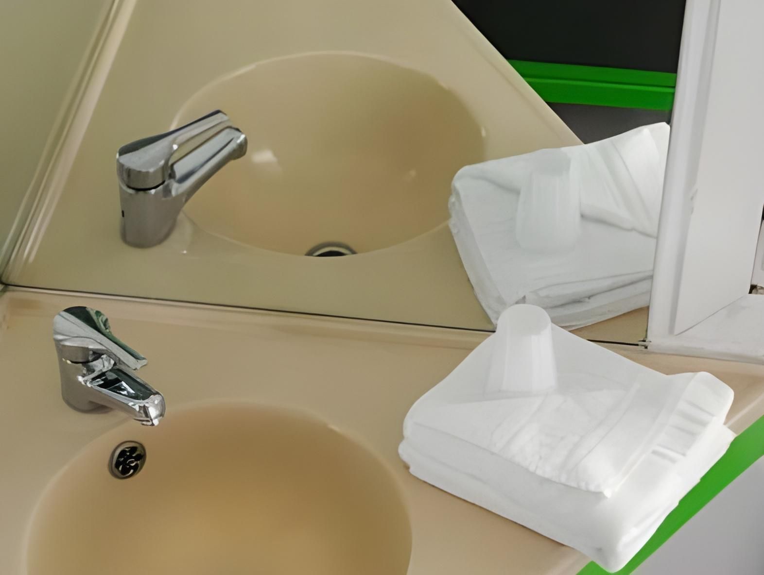 Triple Room with Shared Bathroom
