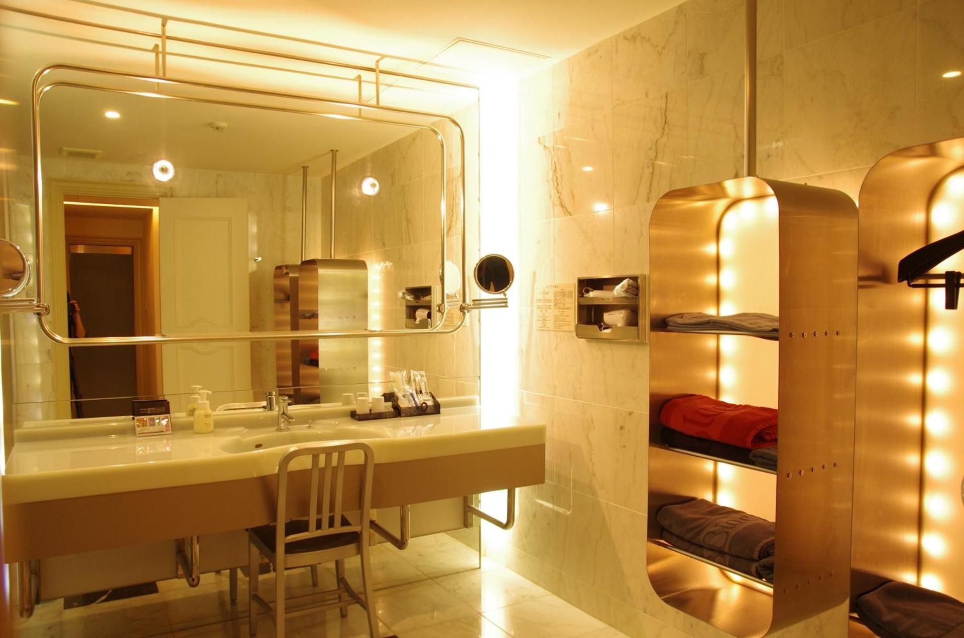 Executive Double Room - Smoking - 15:00 Check in