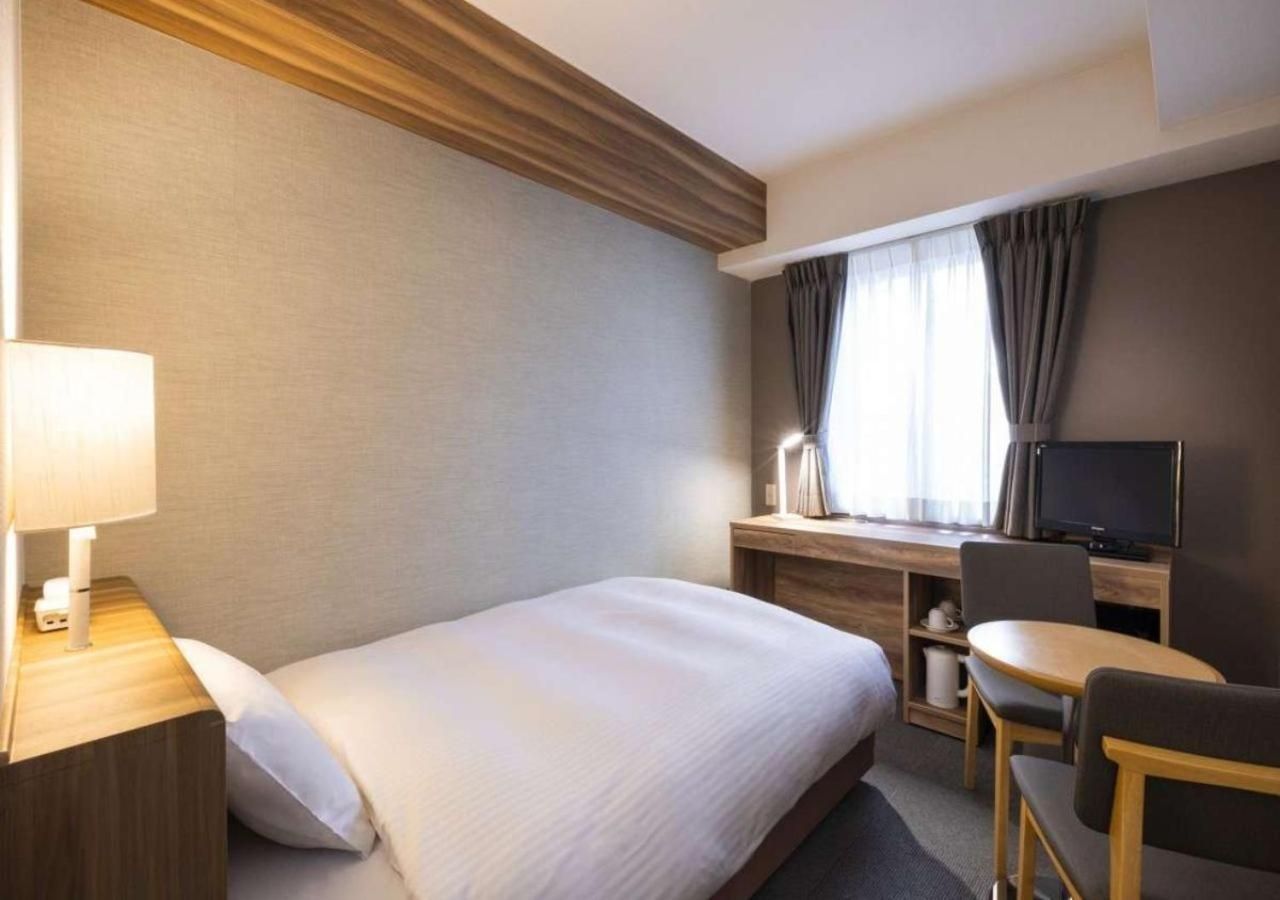 Semi Double Room - Non-Smoking