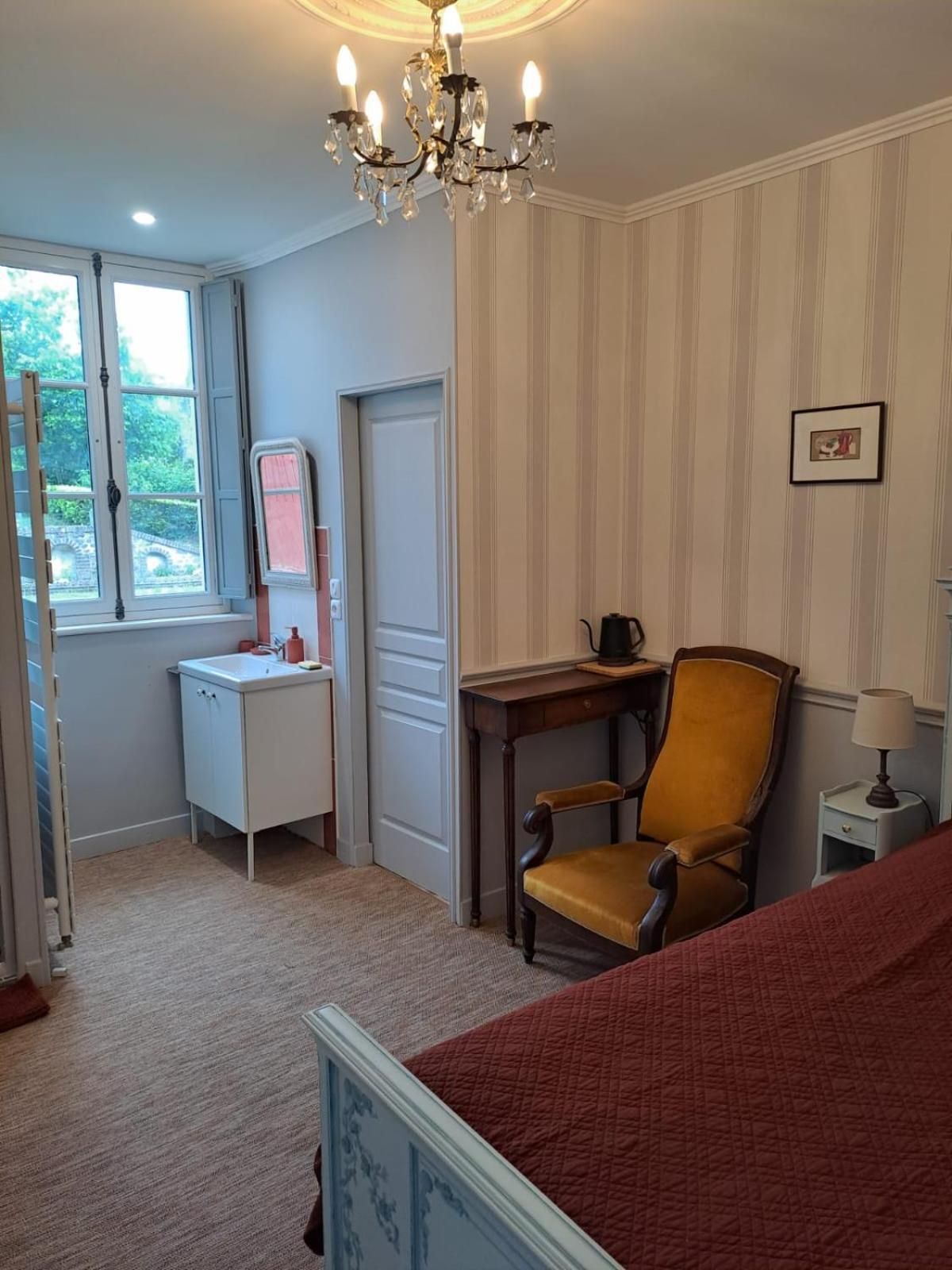 Standard Single Room with Shower