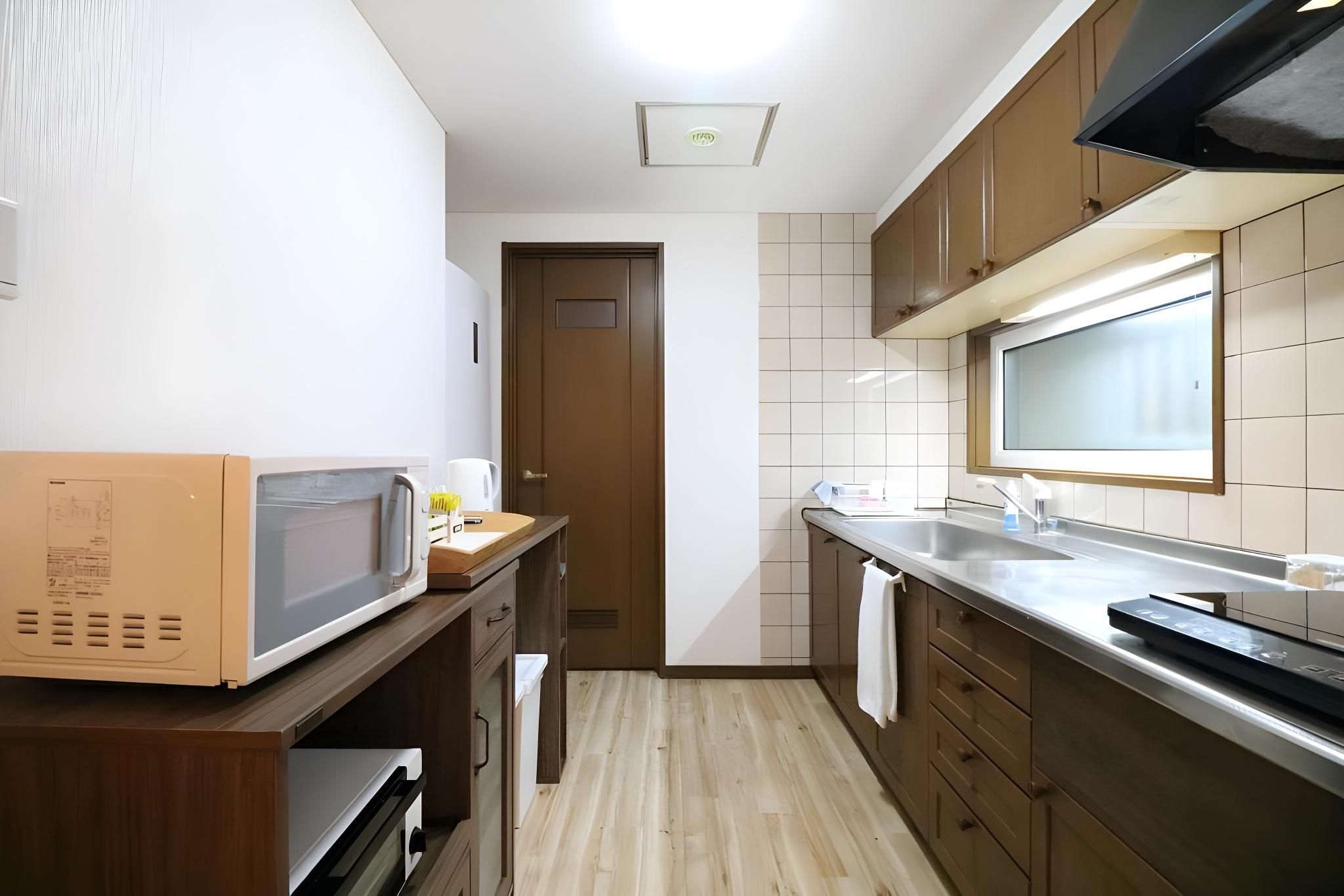 3-Bedroom Apartment