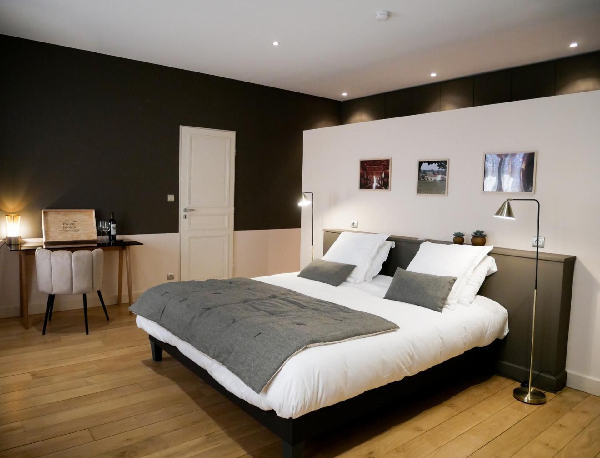 Superior King Suite