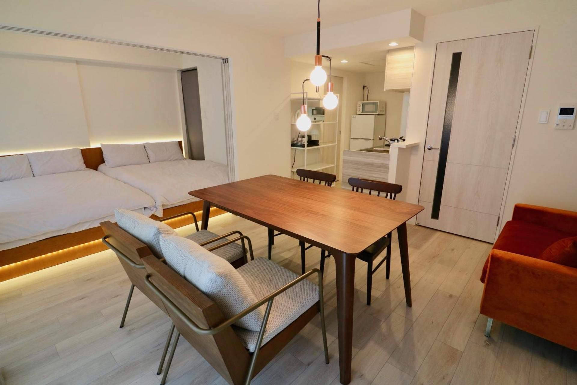 One-Bedroom Apartment