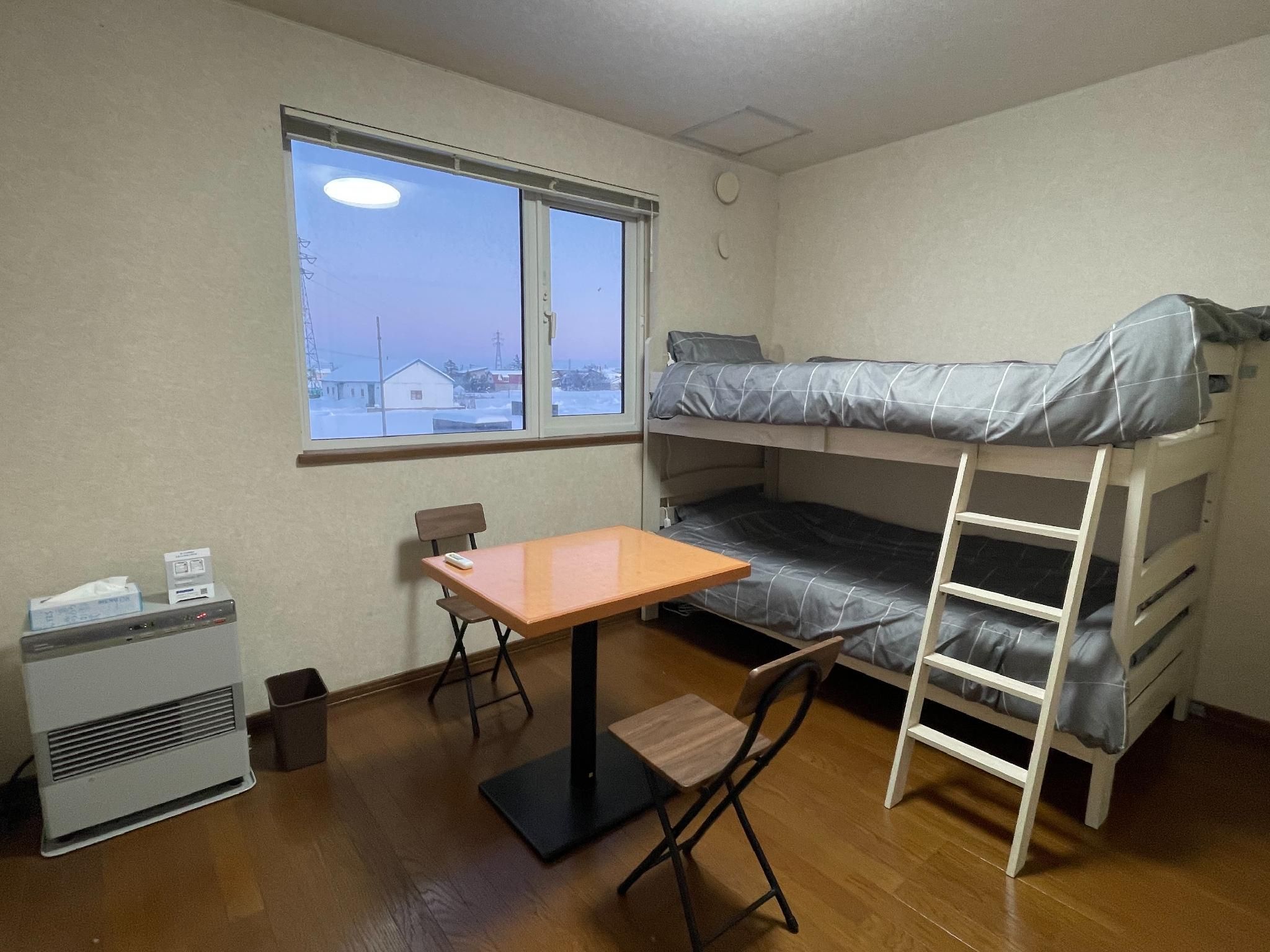 TrainLineFild Cozy Twin Nest 3