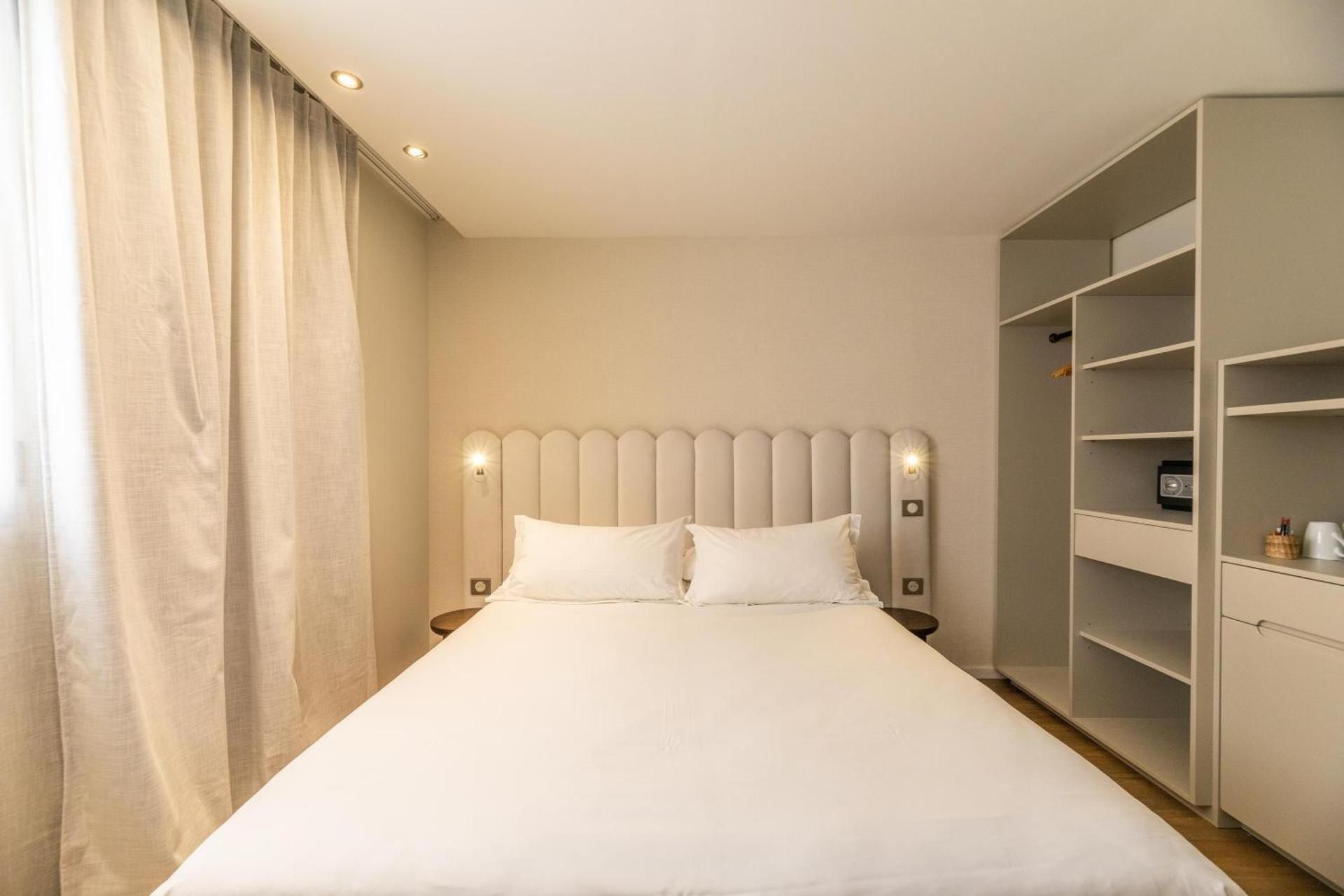 City View Room