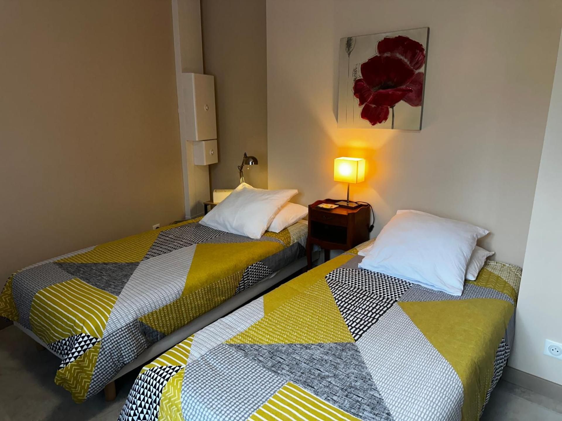 Deluxe Double Room with Shower