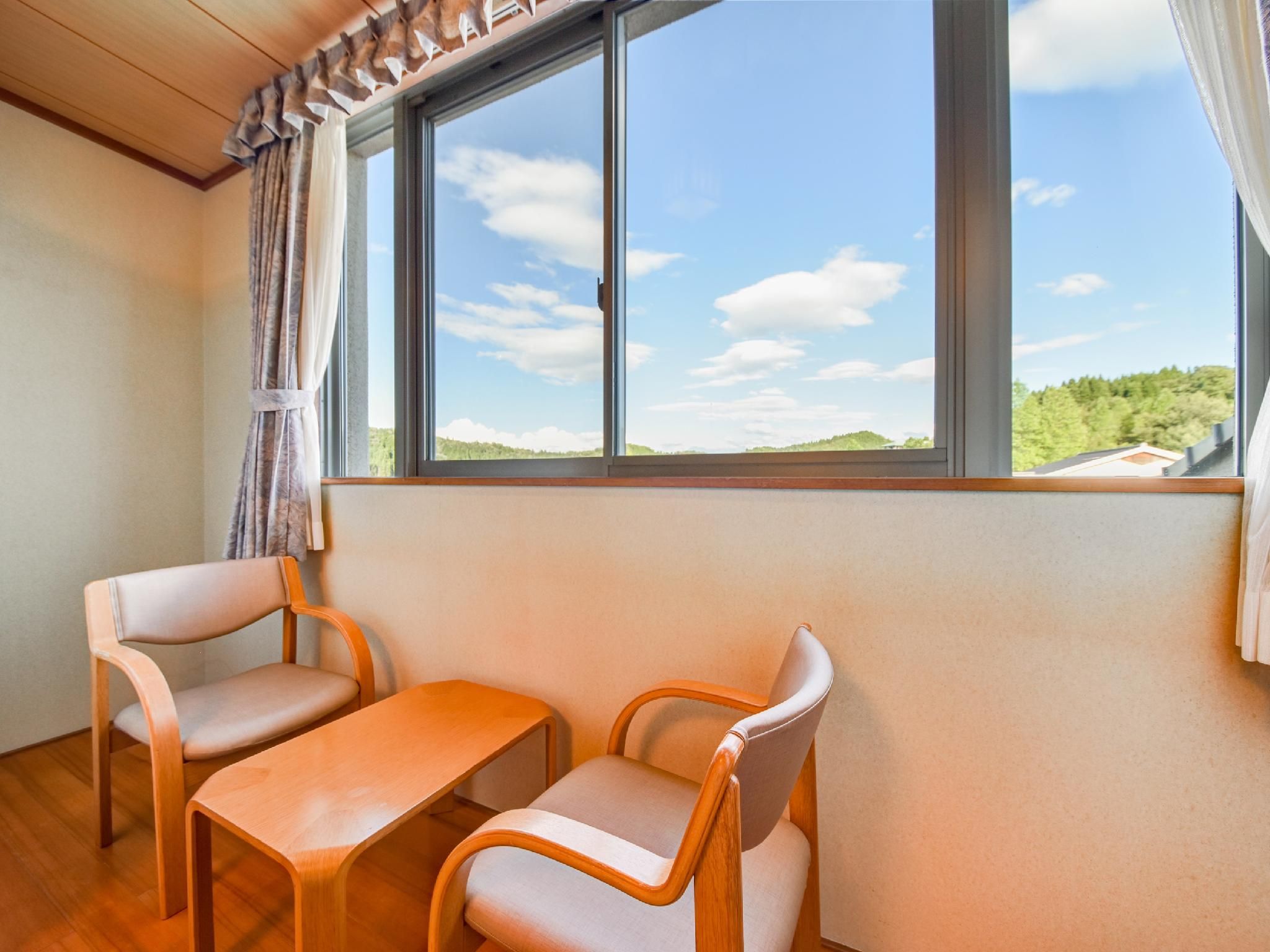 Japanese Style Room with 8 Tatami - Non-Smoking