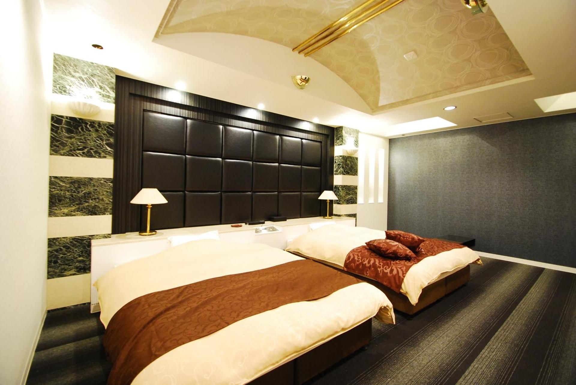 One-Bedroom Suite