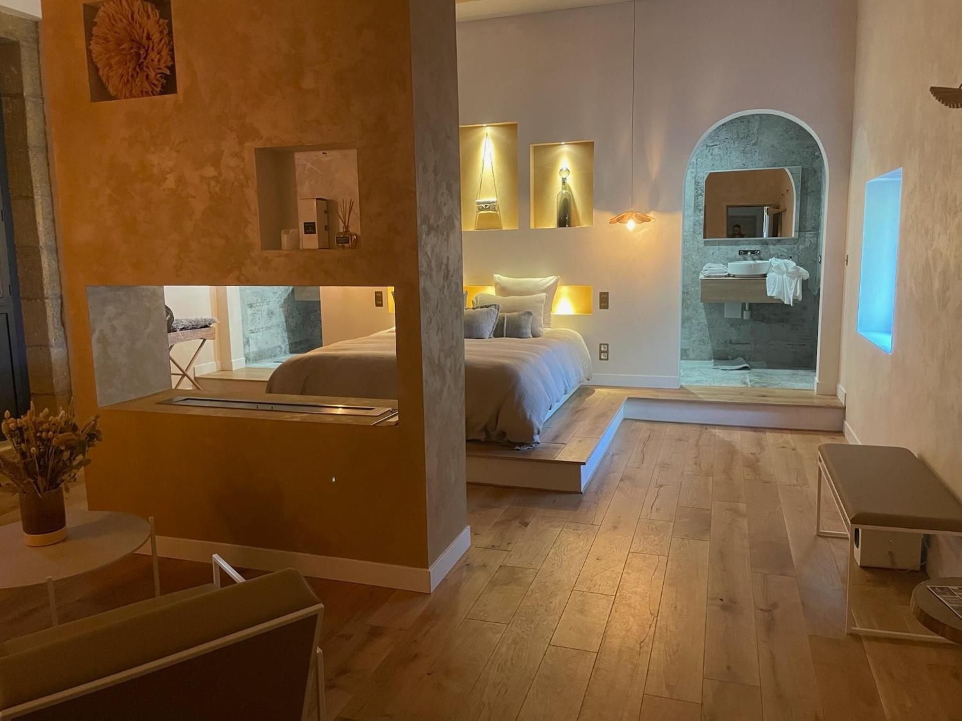 Double Room with Spa Bath