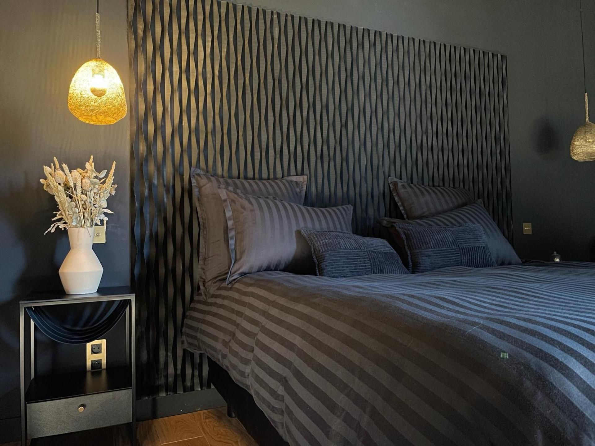 Queen Room with Spa Bath