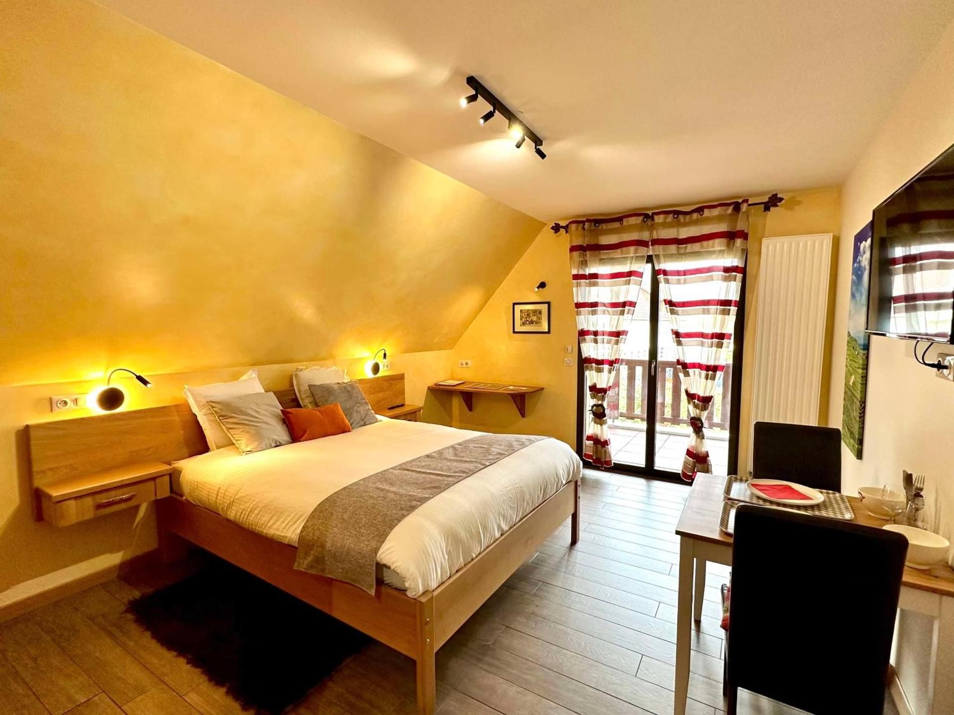 Queen Room