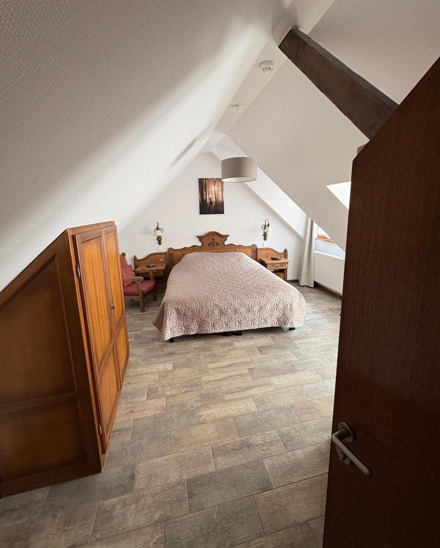 Large Double Room