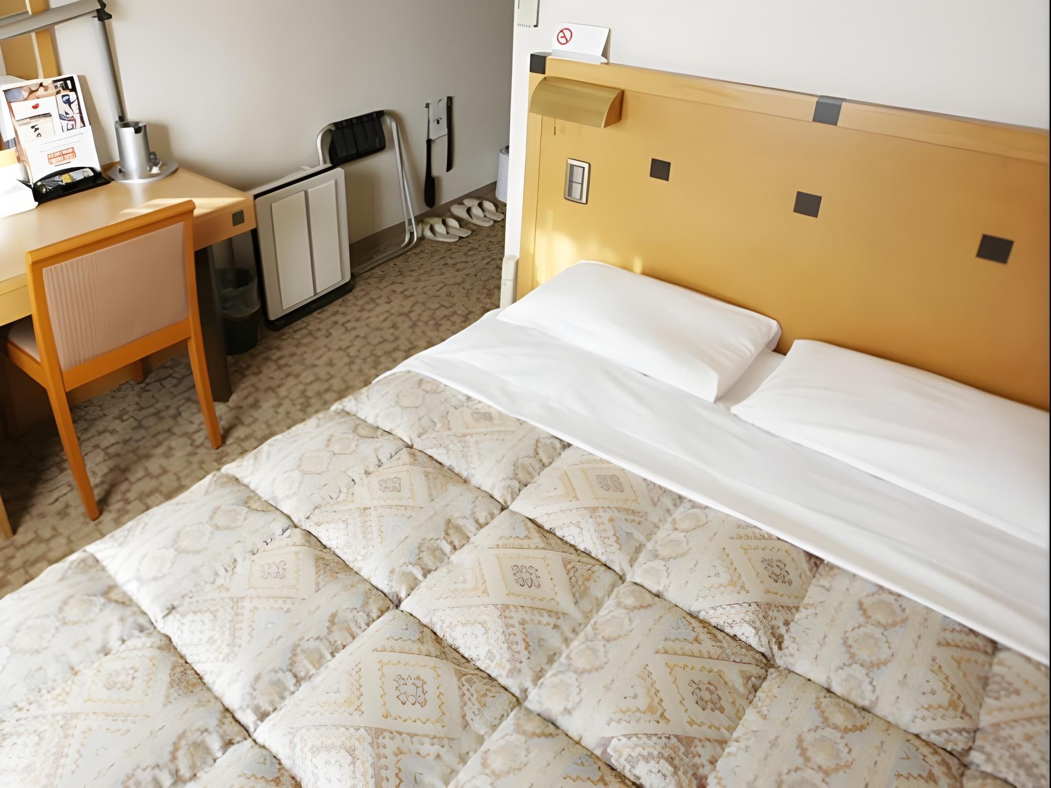 Small Double Bed with Breakfast