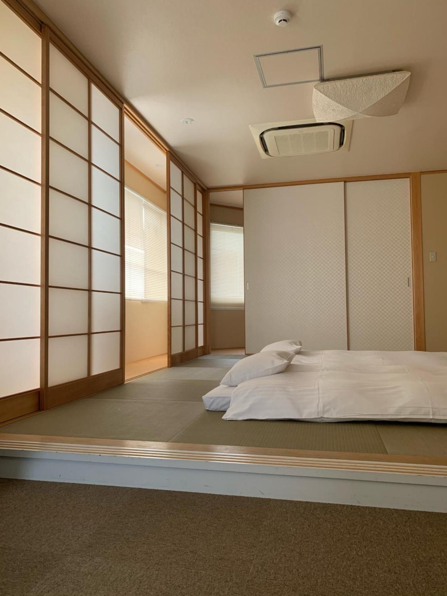 Japanese-Style Room