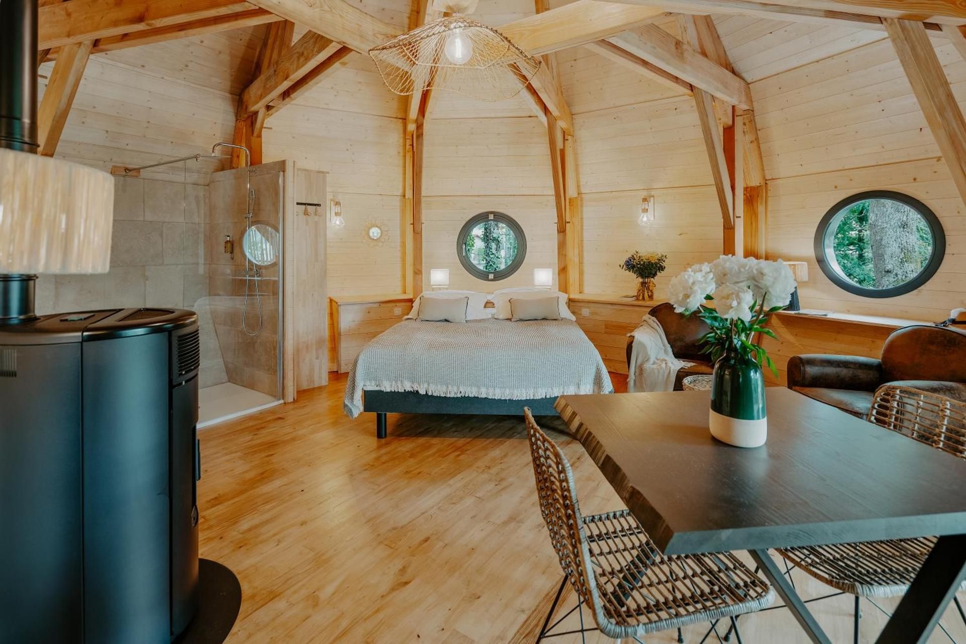 Double Room with Spa Bath