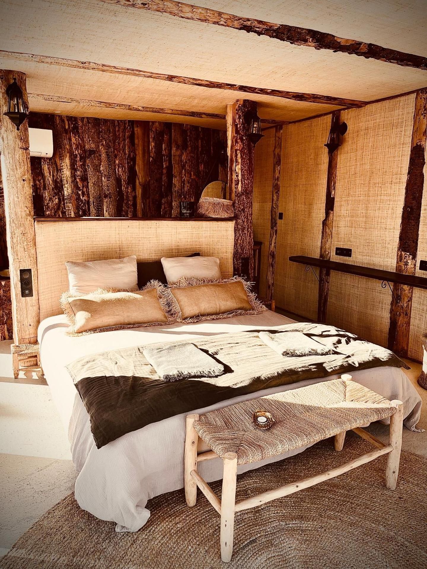 Deluxe Double Room with Bath