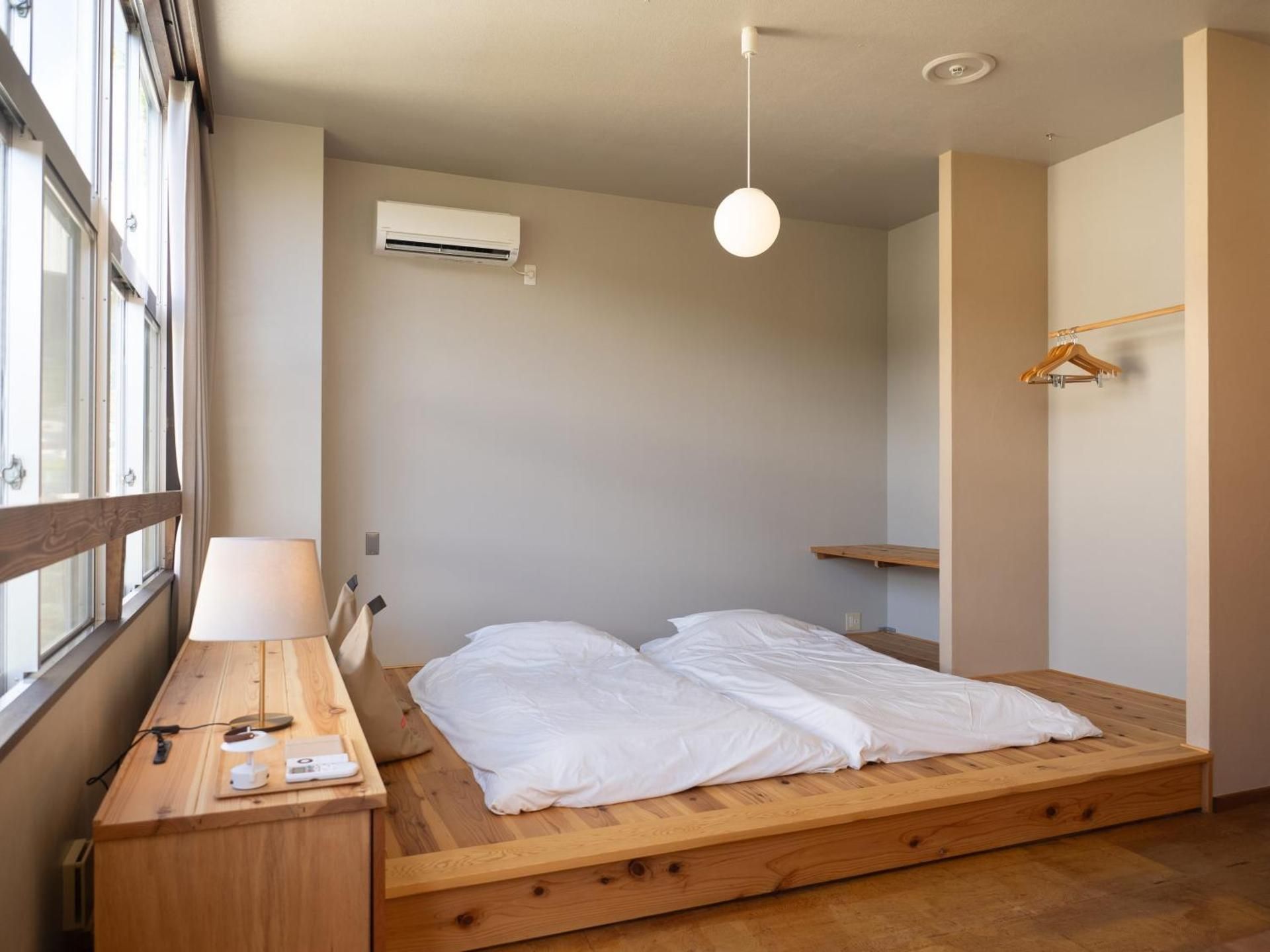 Twin Room with Mountain View